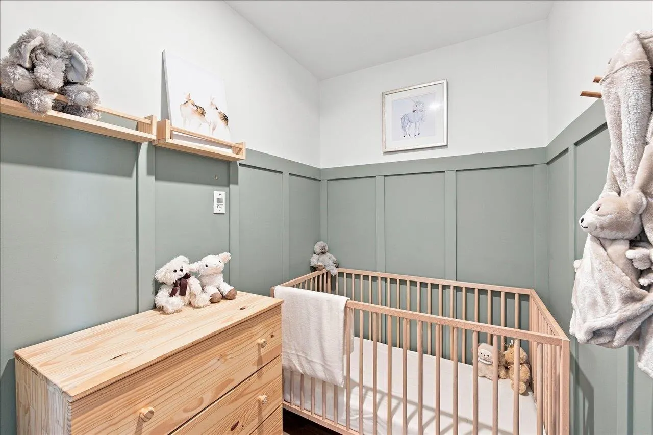 236 W 2nd Street #207