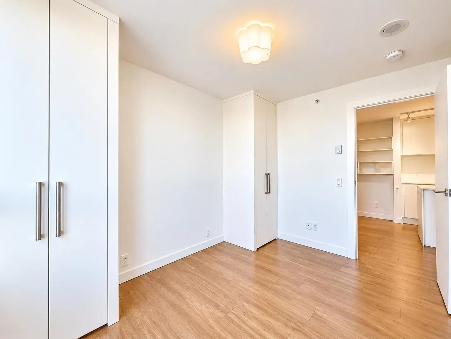 908 Quayside Drive #1909