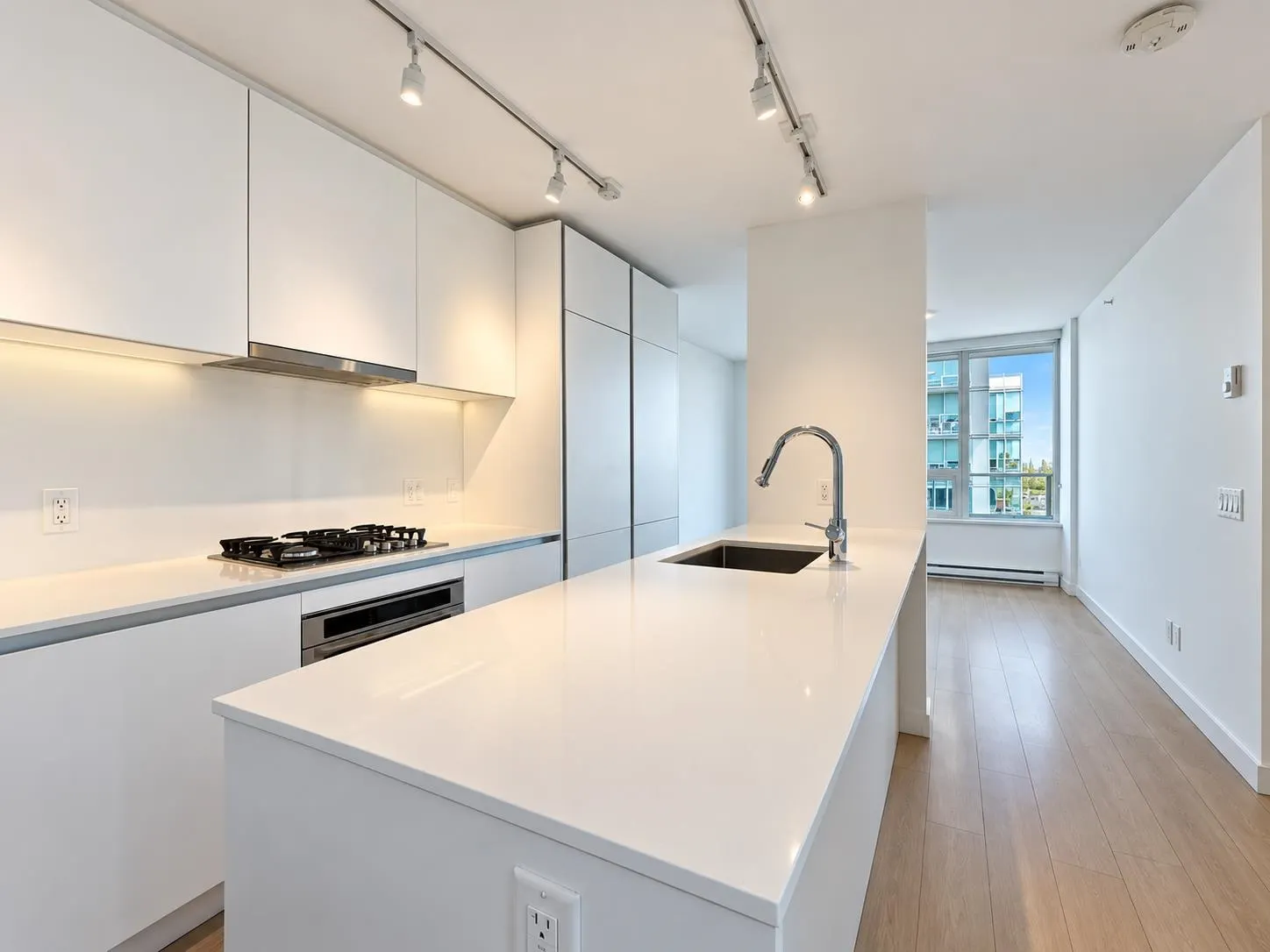 908 Quayside Drive #1909