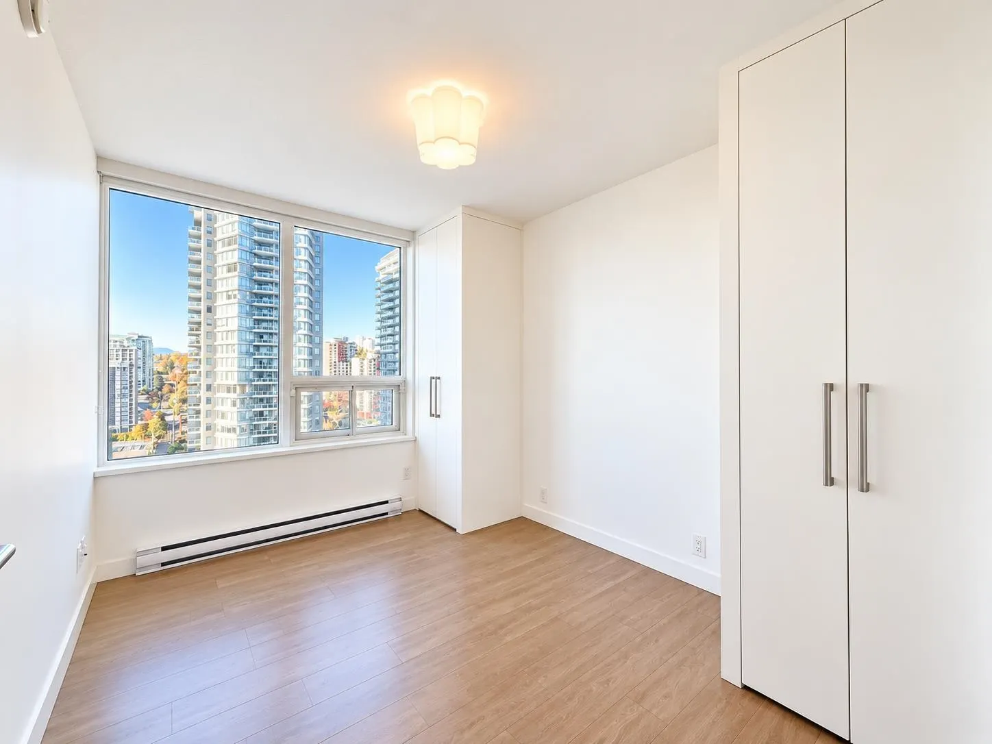 908 Quayside Drive #1909