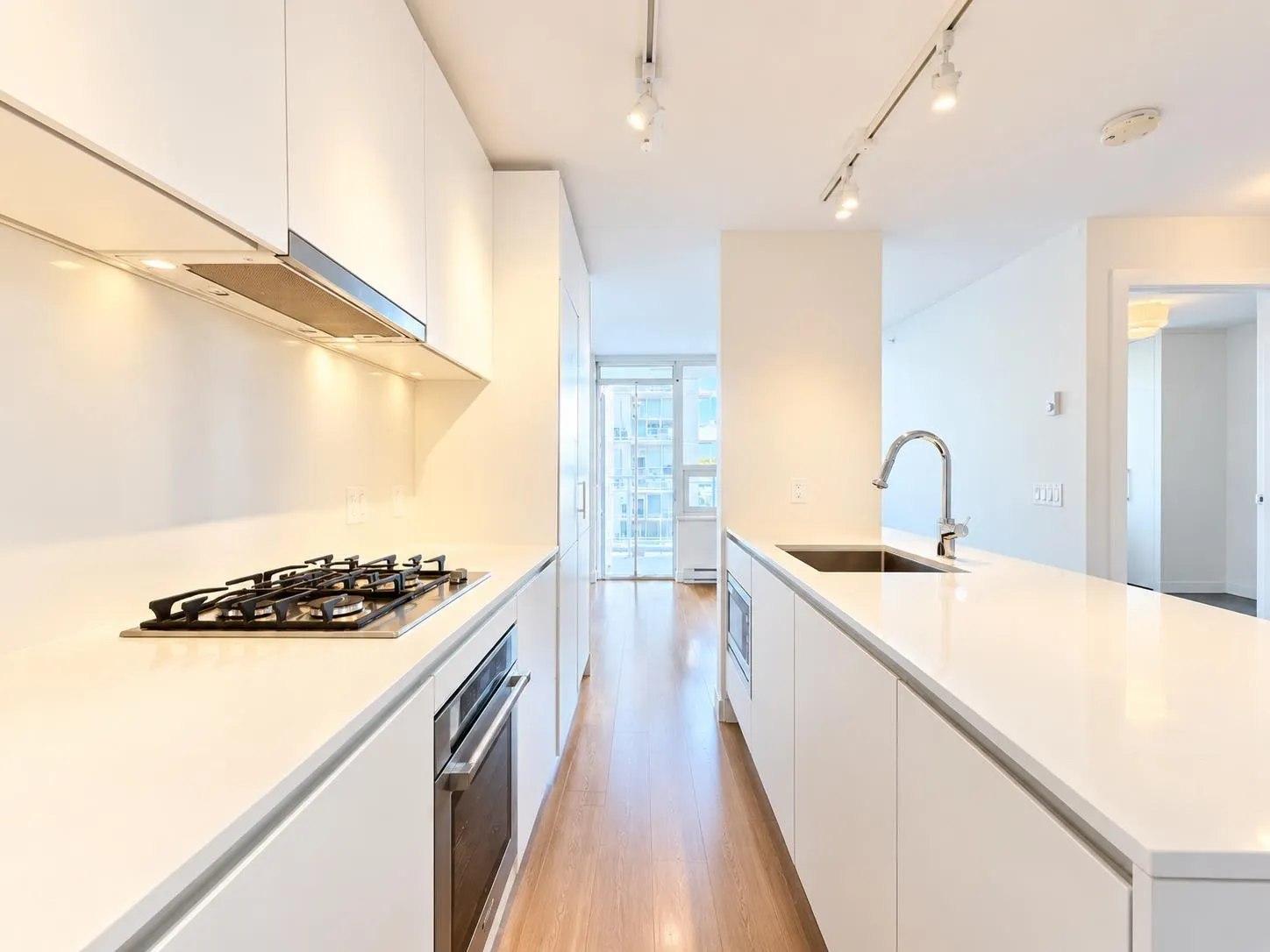 908 Quayside Drive #1909