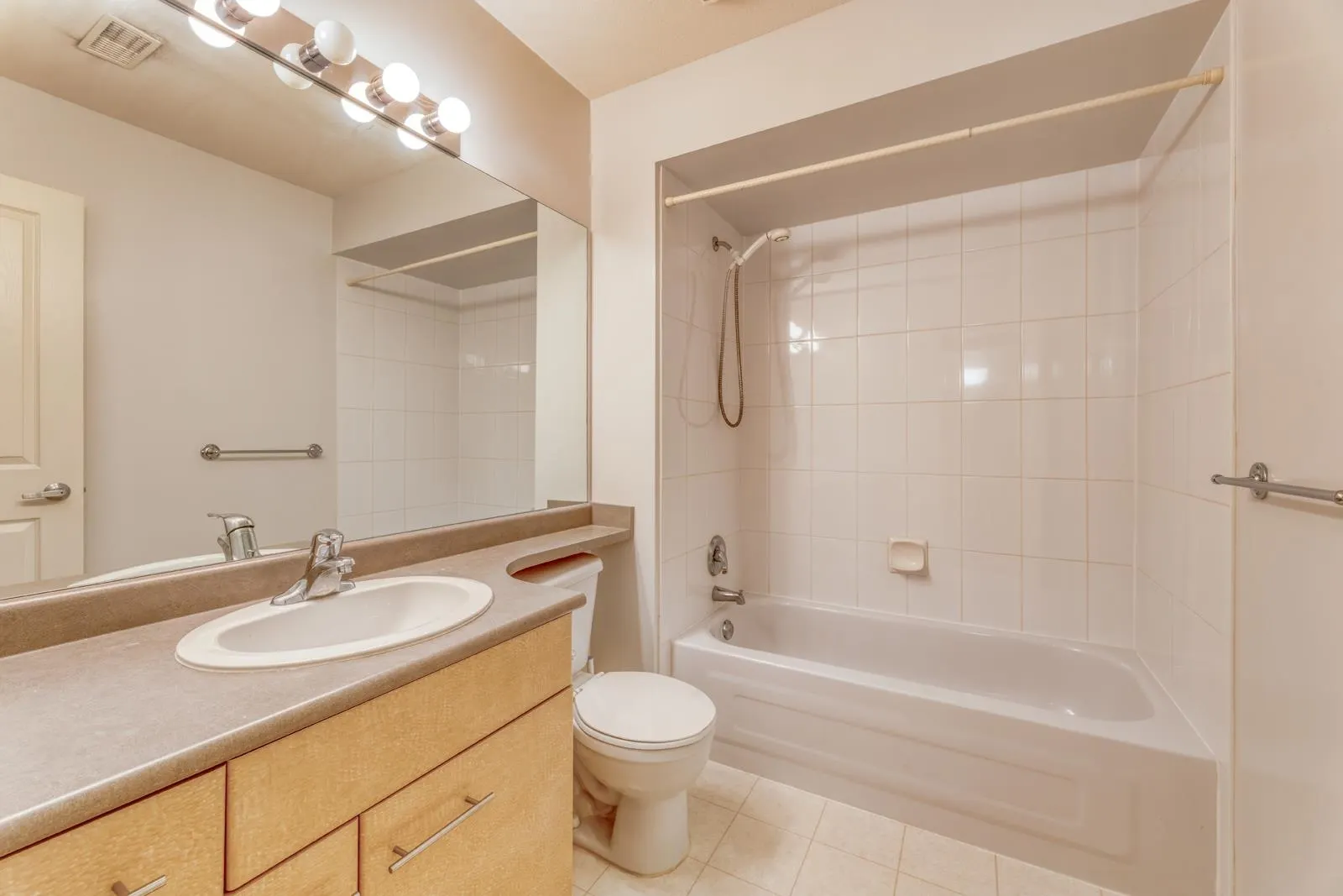 9133 Sills Avenue #17
