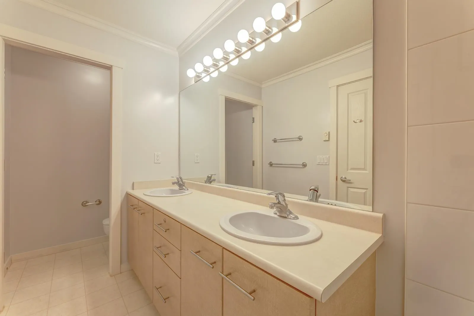 9133 Sills Avenue #17
