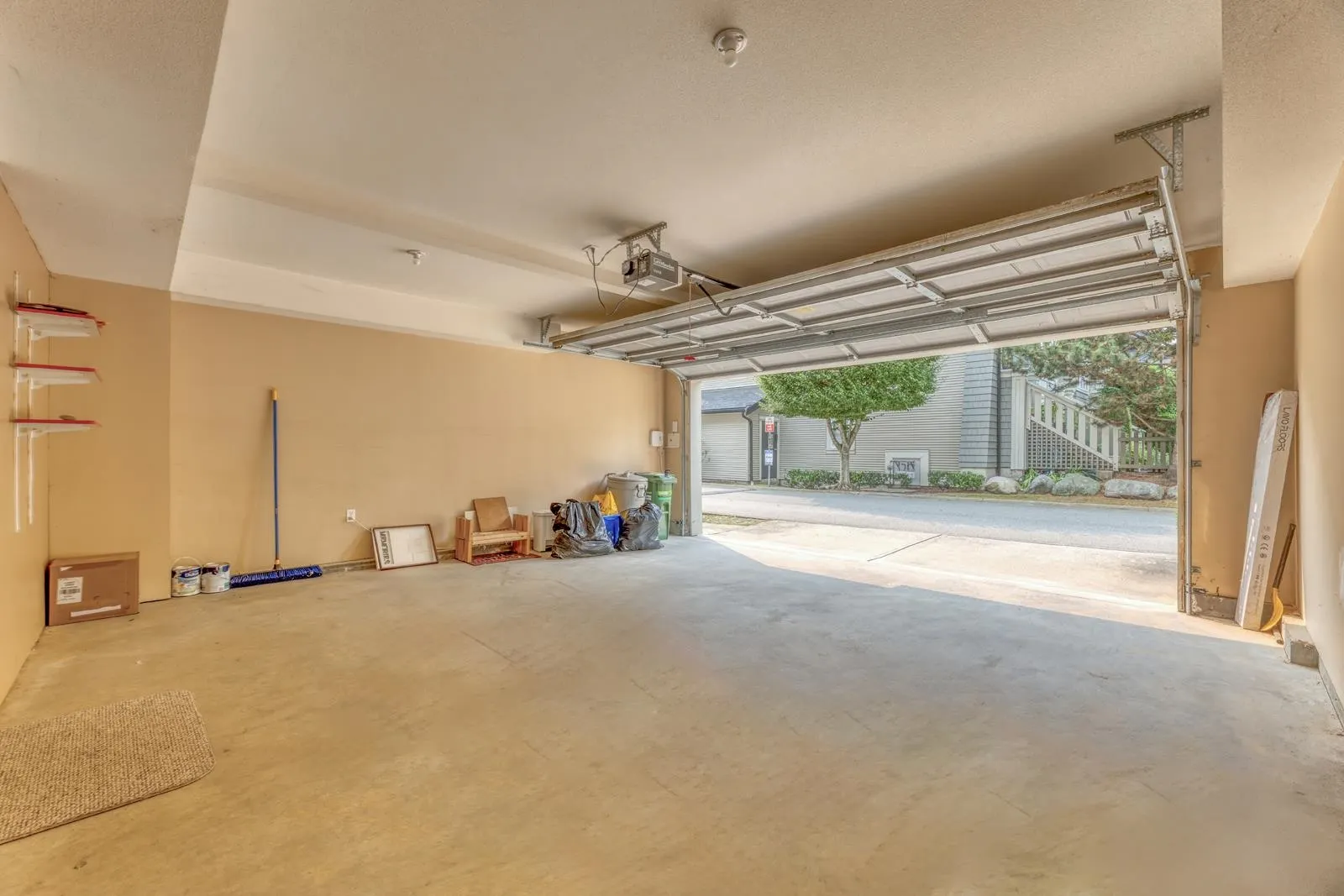 9133 Sills Avenue #17