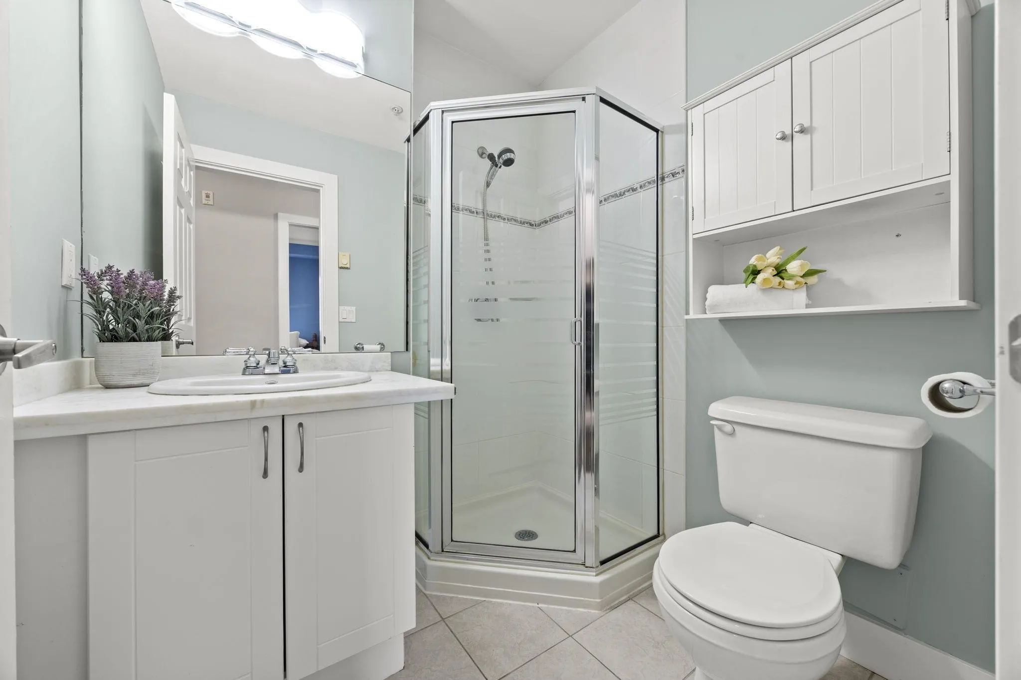 121 Shoreline Circle #103