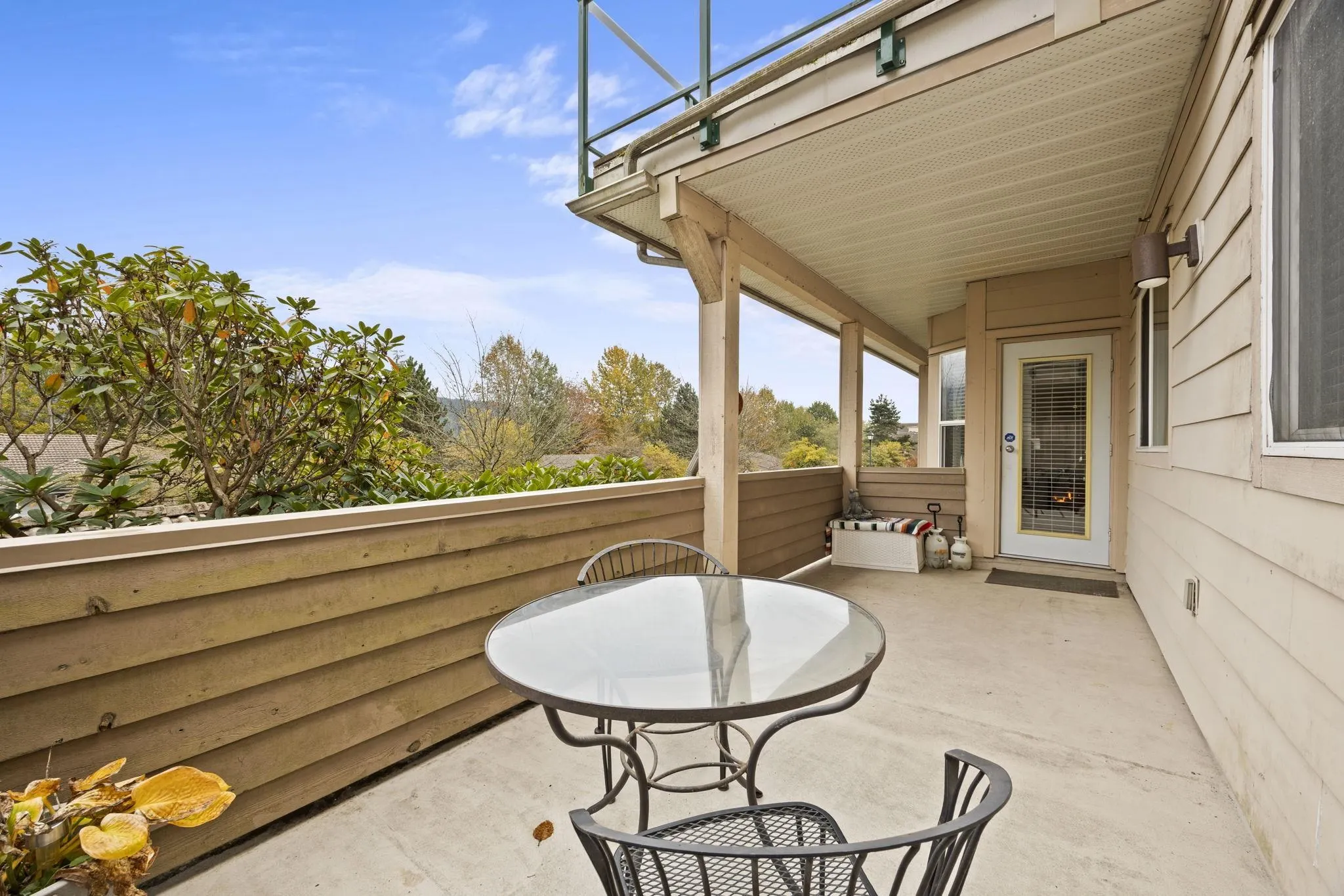 121 Shoreline Circle #103