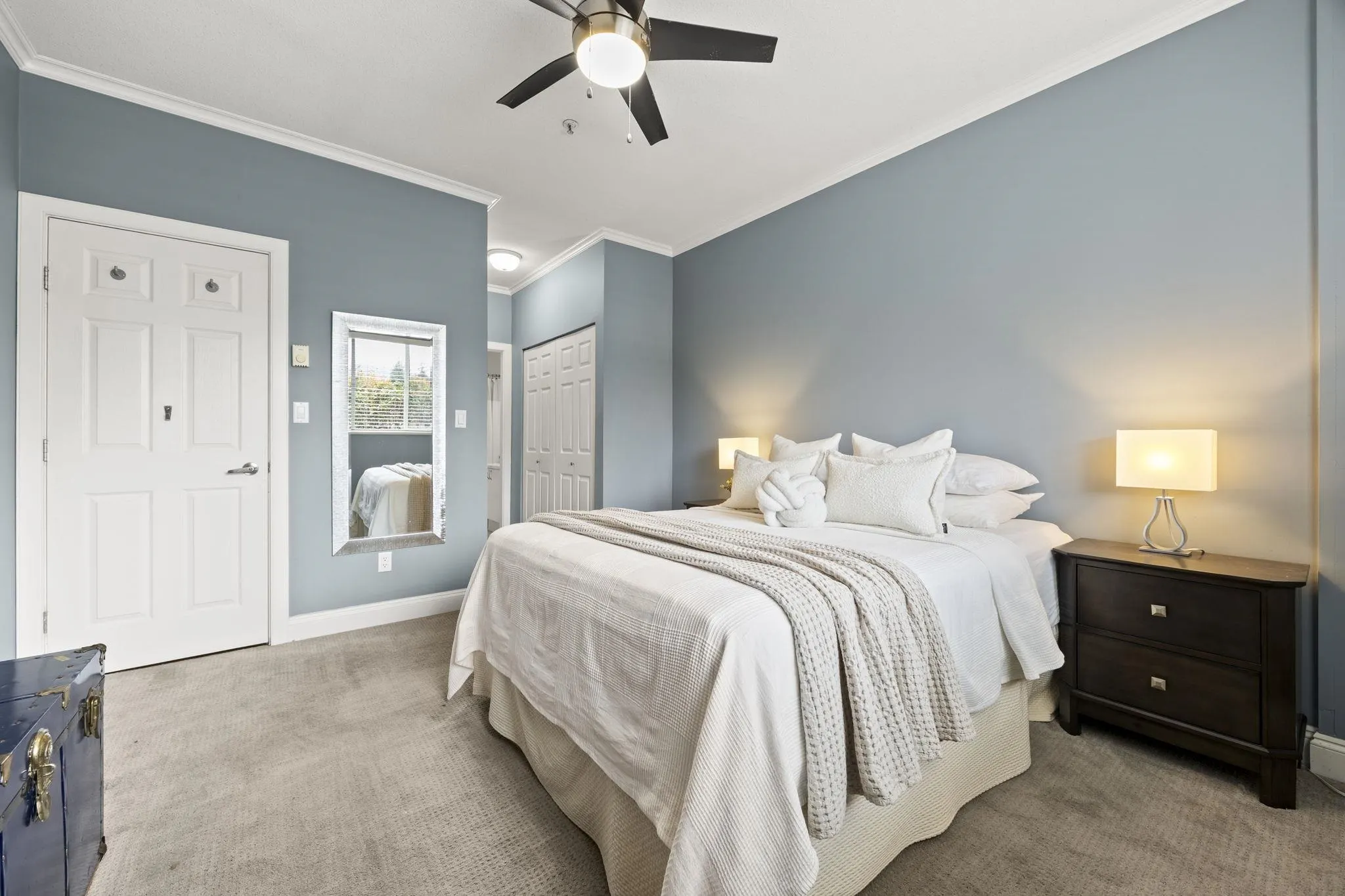 121 Shoreline Circle #103