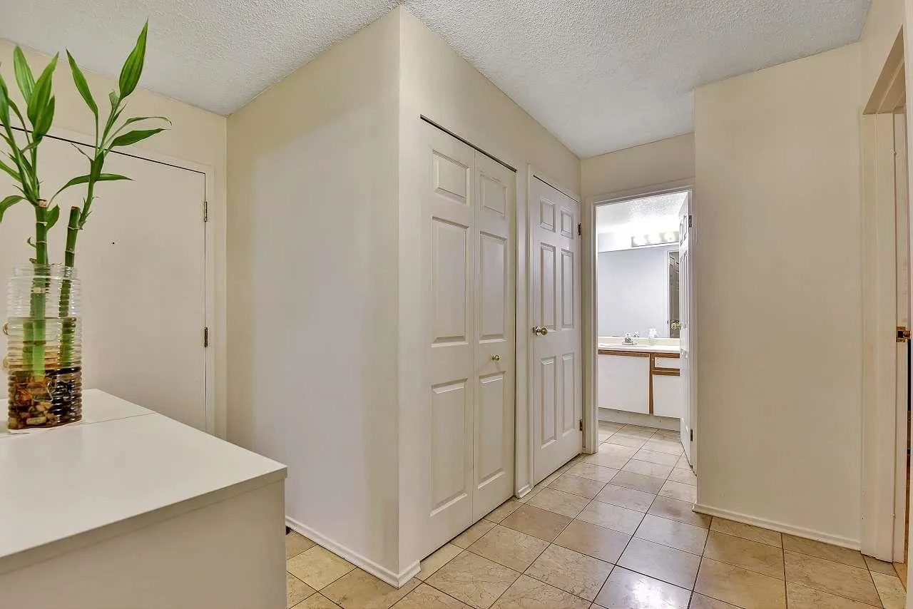 7340 Moffatt Road #114