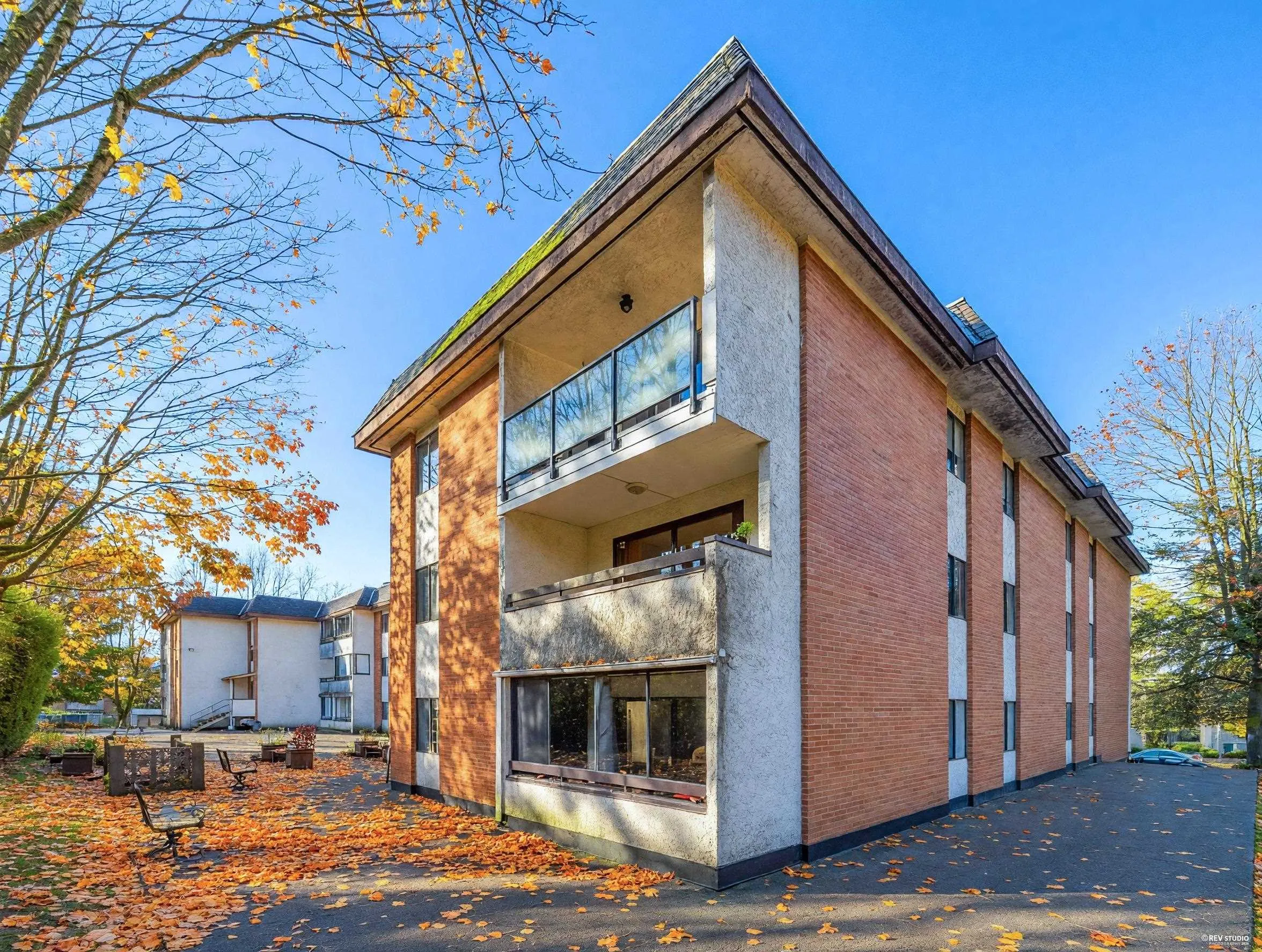 515 Eleventh Street #203