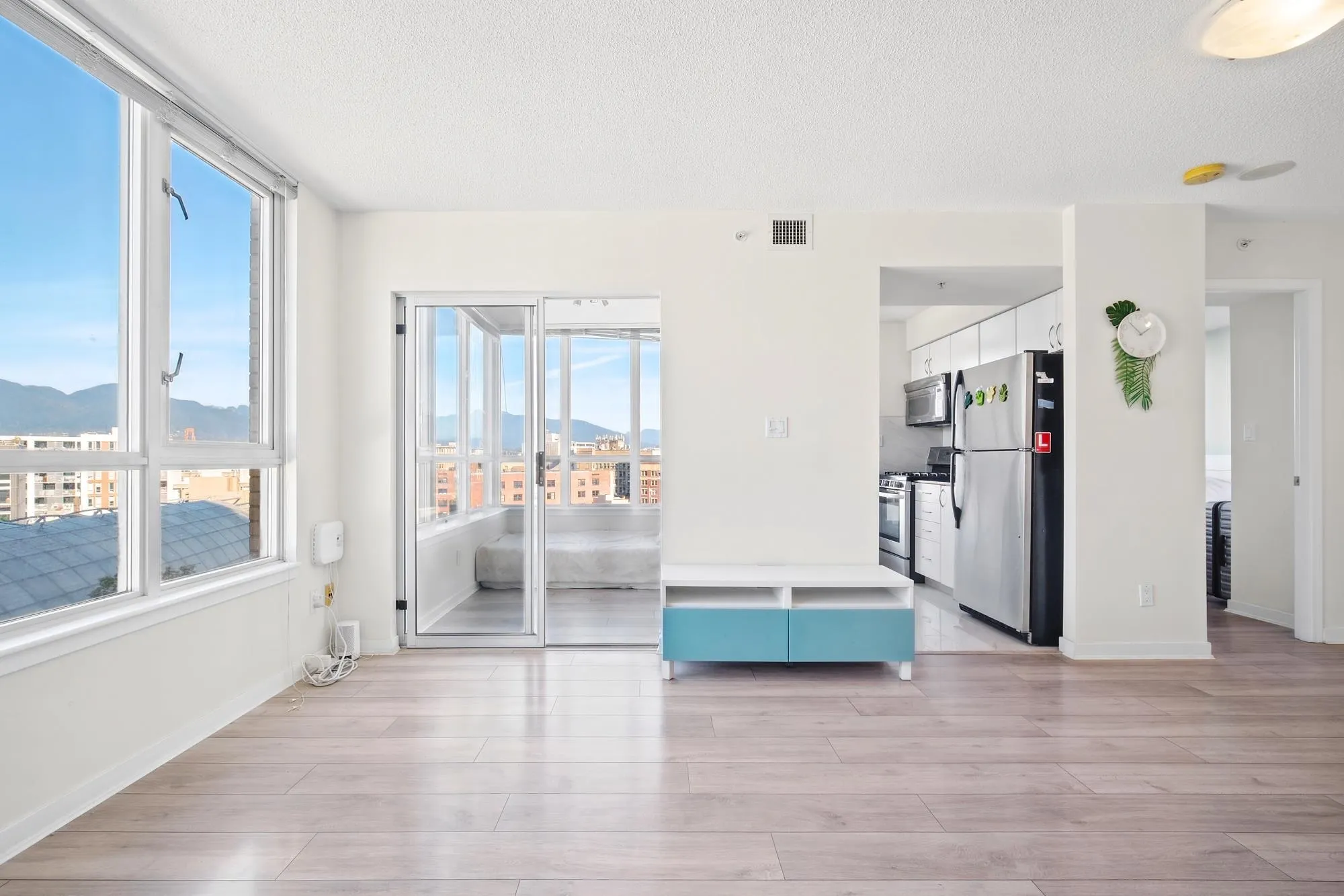 63 Keefer Place #110X