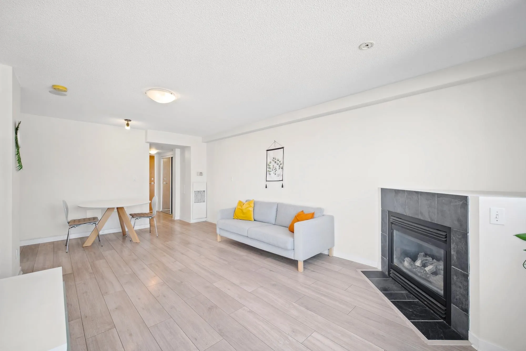 63 Keefer Place #110X