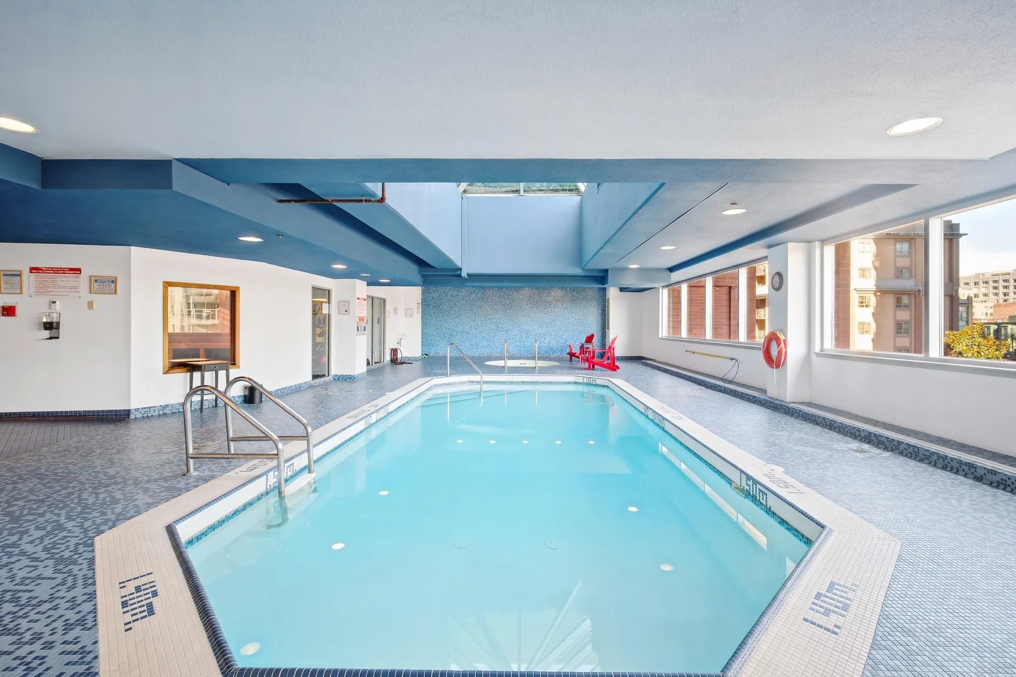 63 Keefer Place #110X