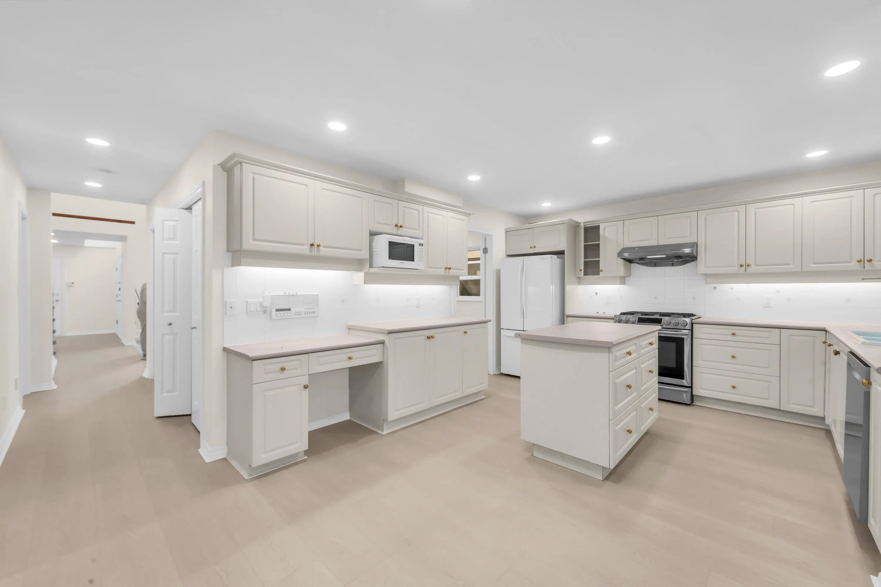 12560 Jack Bell Drive