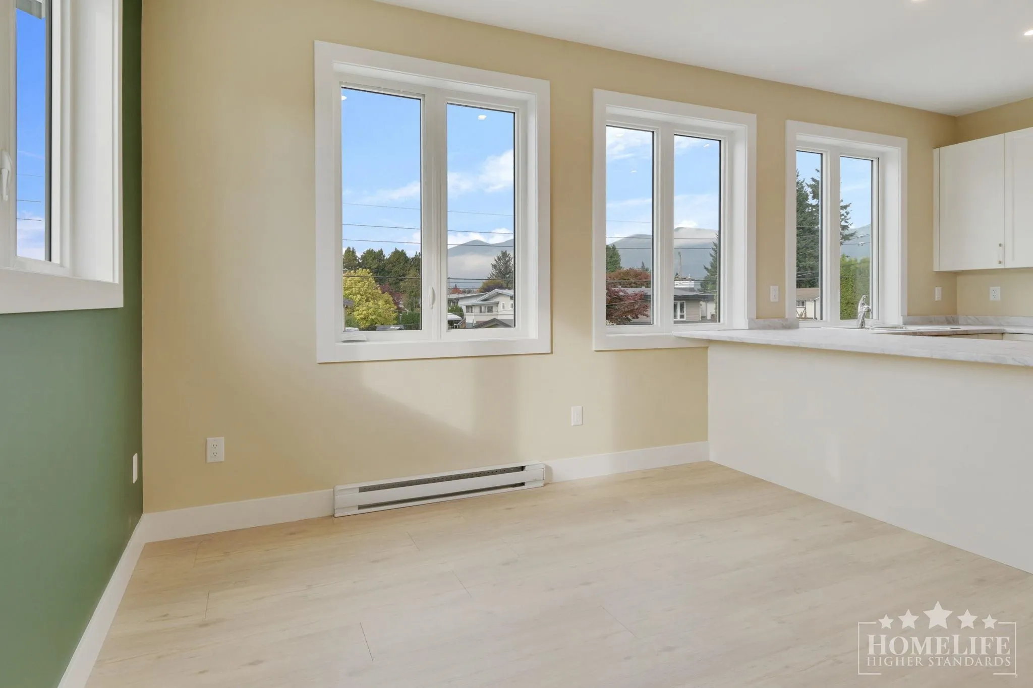 10340 Beverley Drive #Upper House