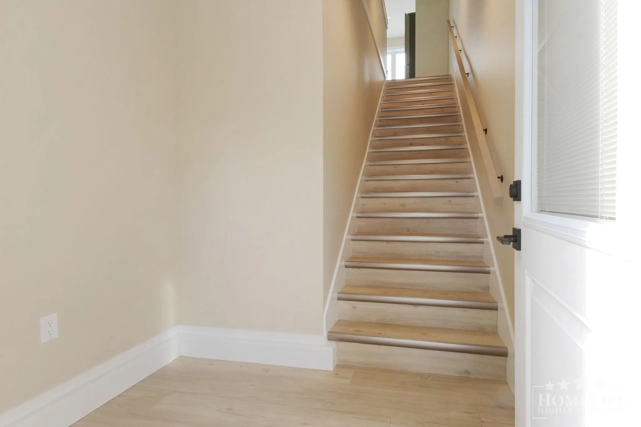10340 Beverley Drive #Upper House
