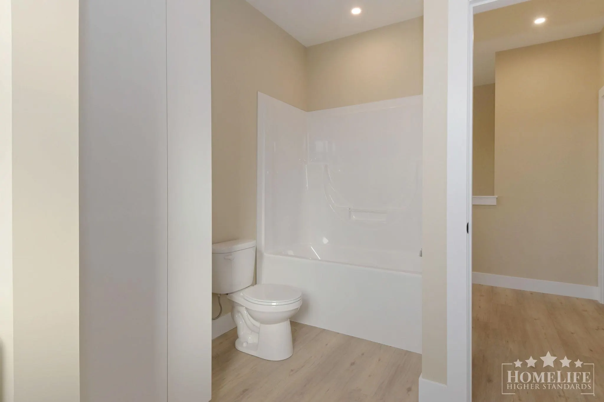 10340 Beverley Drive #Upper House