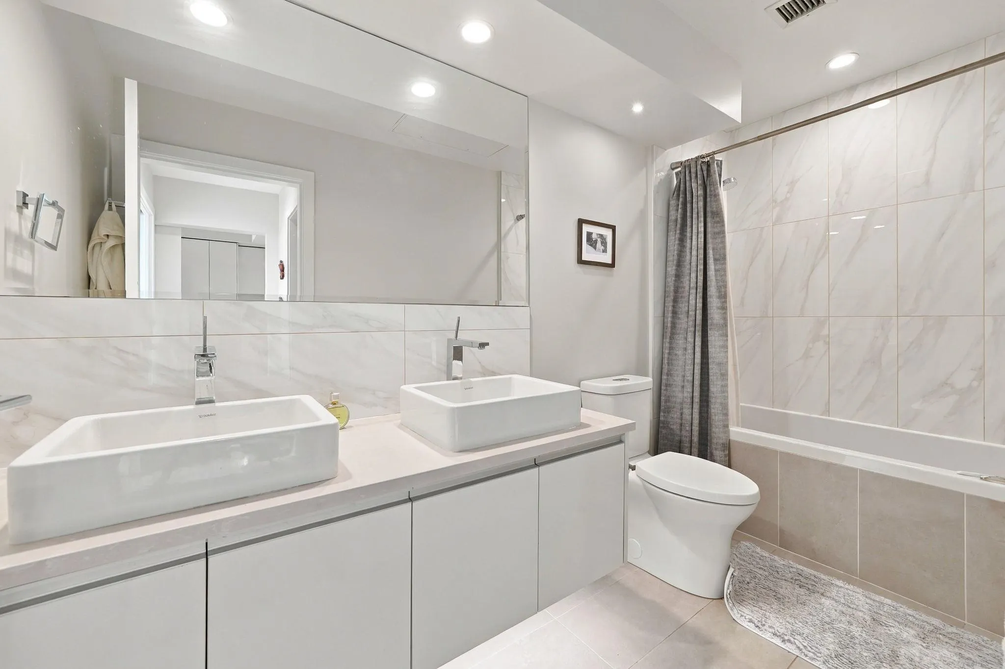 528 W King Edward Avenue #401