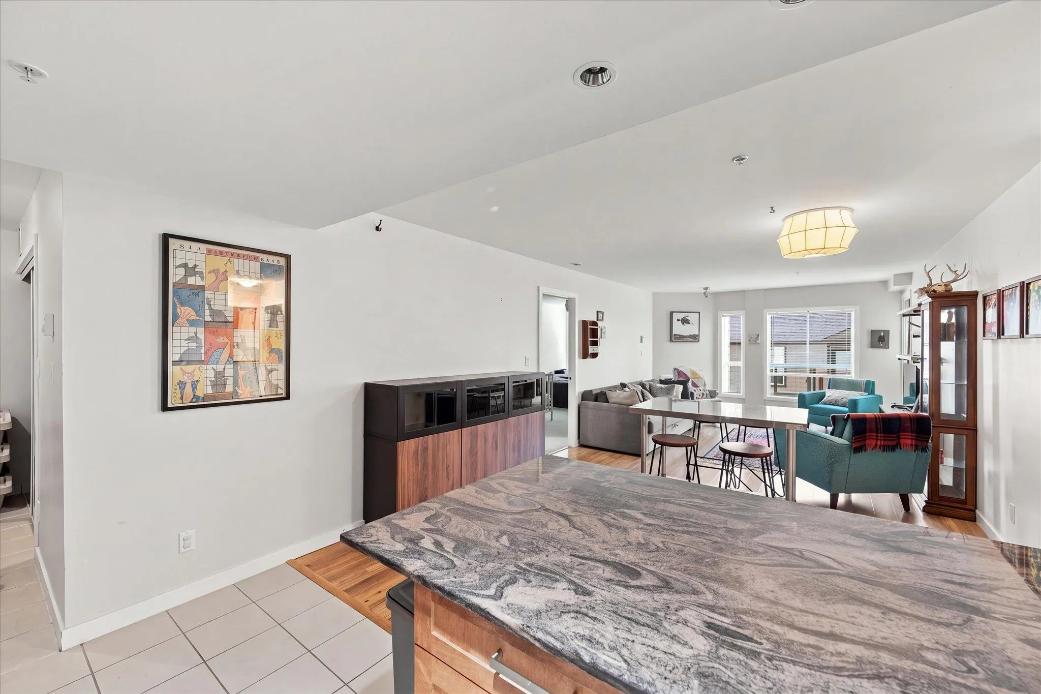 1212 Main Street #207