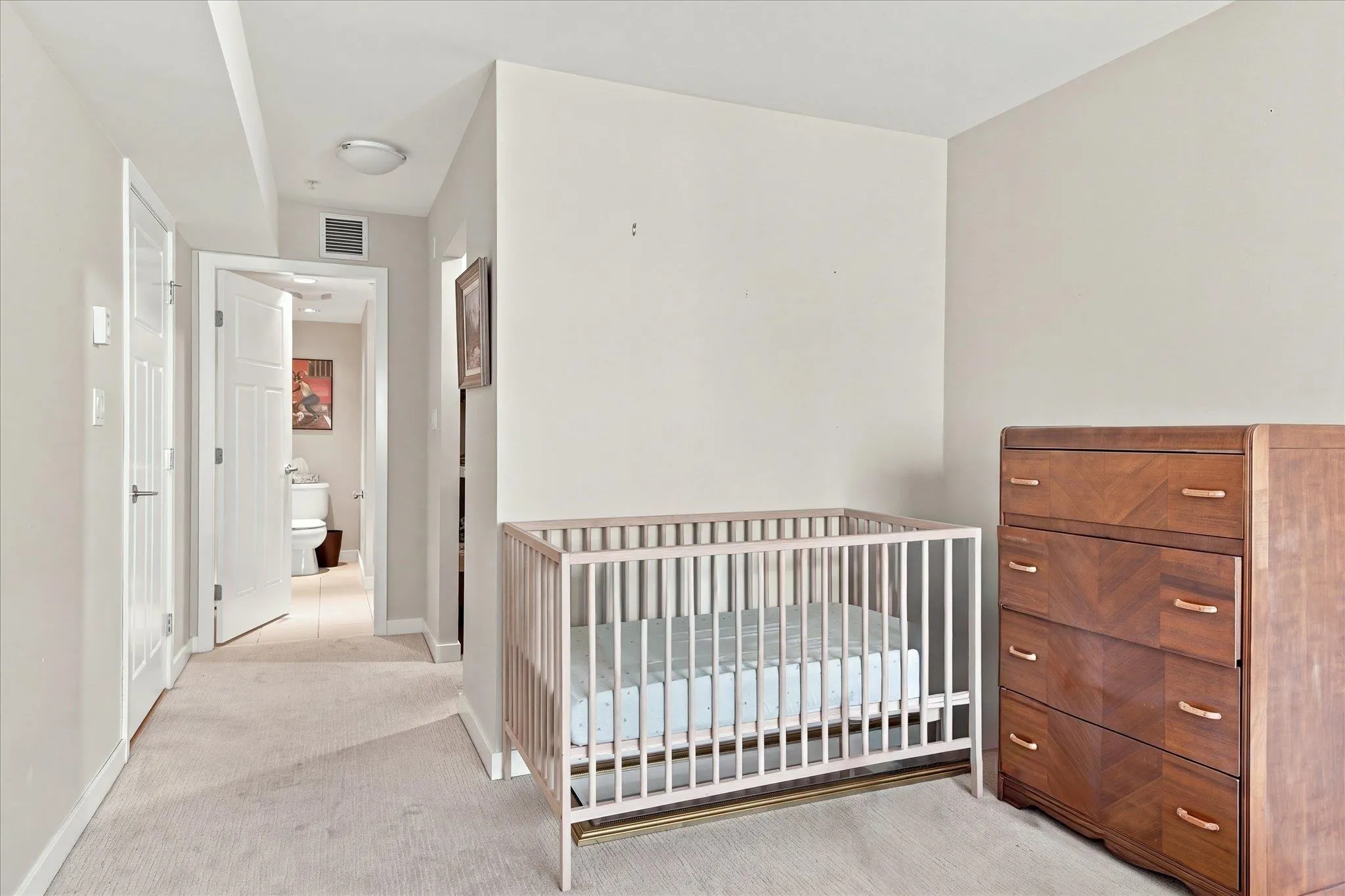 1212 Main Street #207