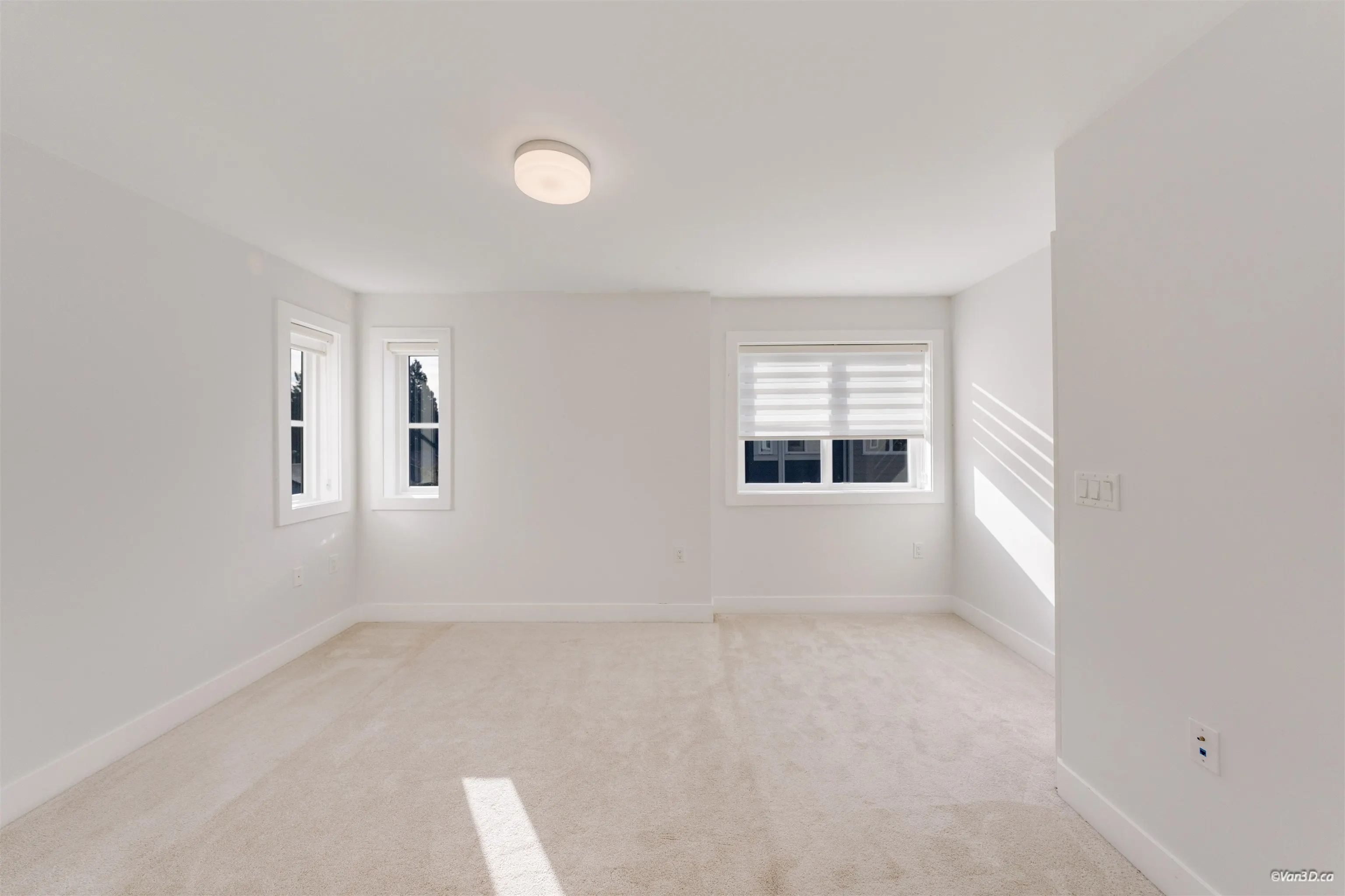 5377 8a Avenue #36