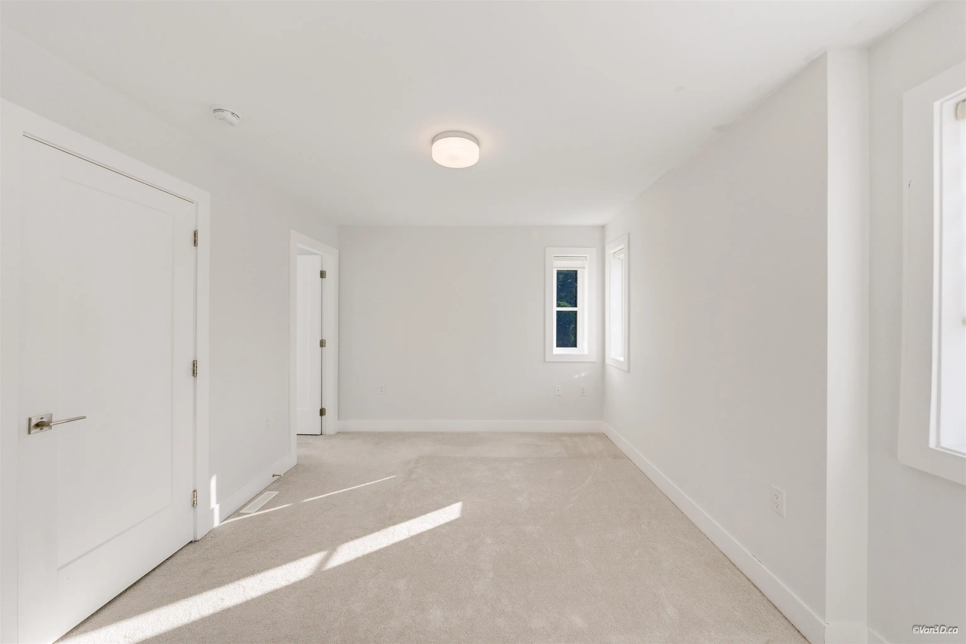 5377 8a Avenue #36