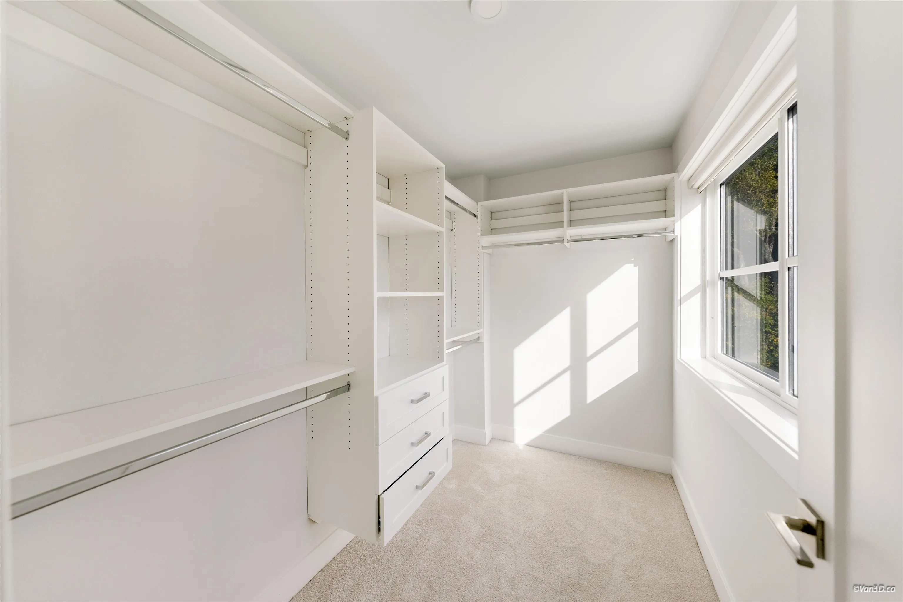 5377 8a Avenue #36