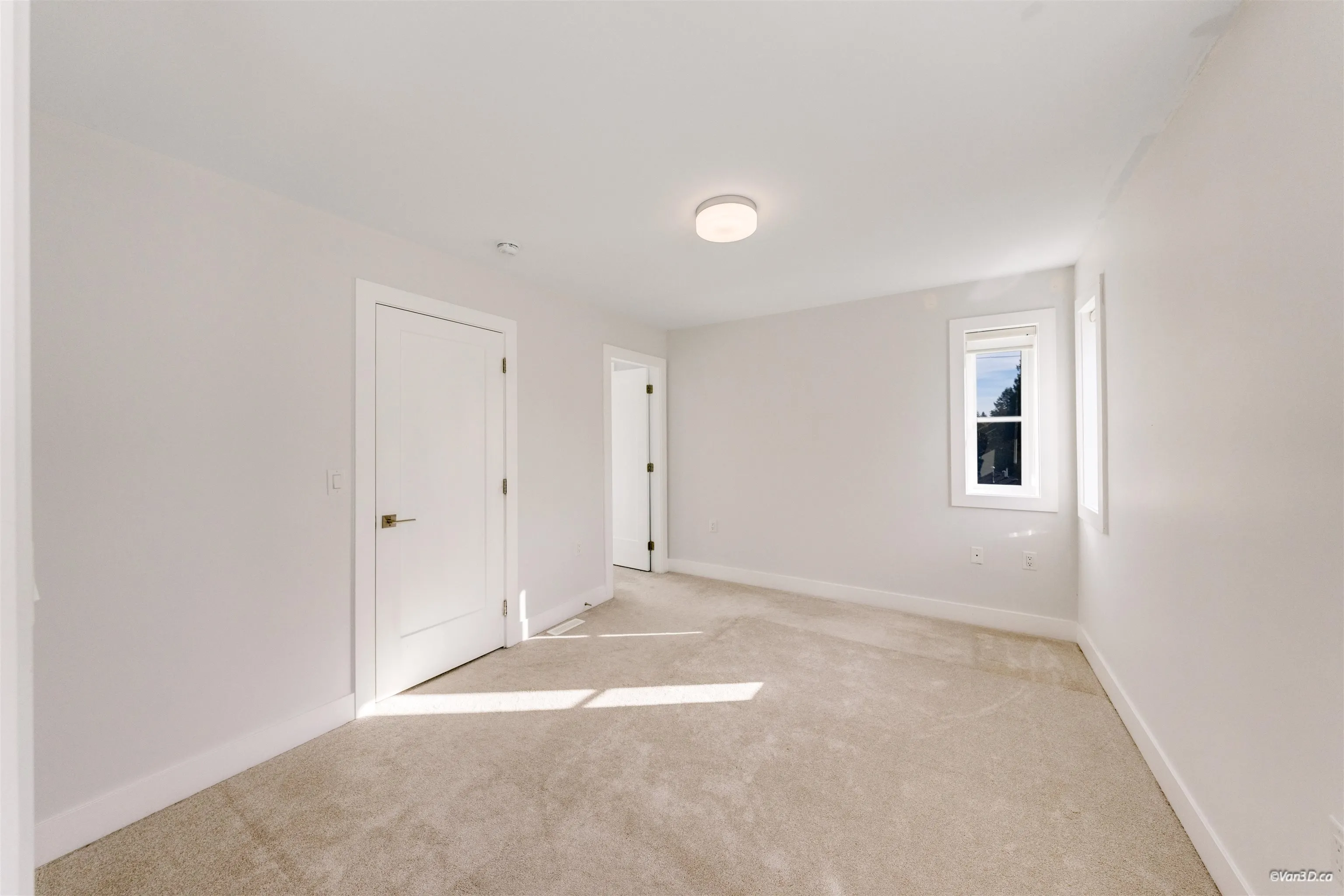 5377 8a Avenue #36