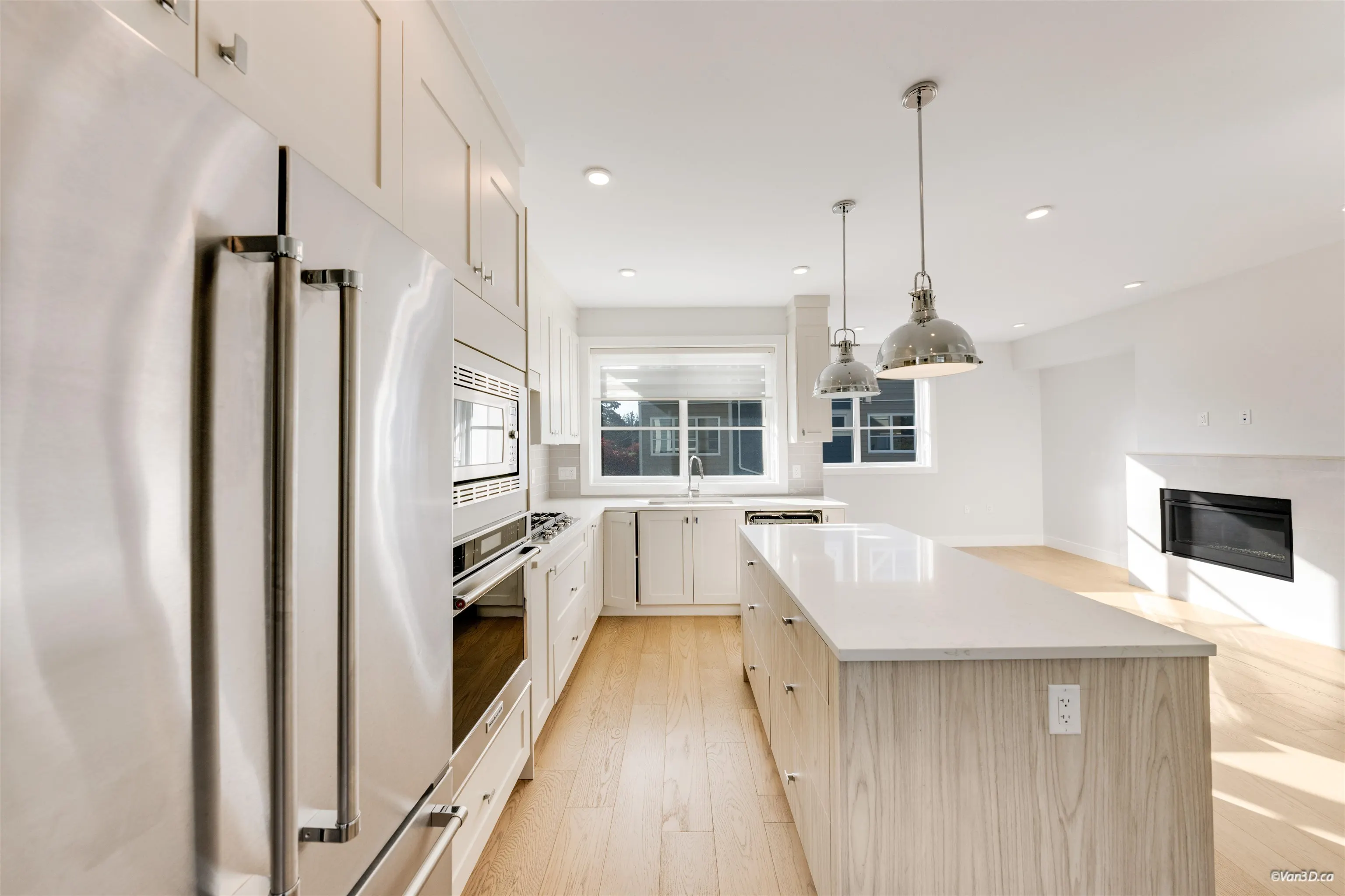 5377 8a Avenue #36