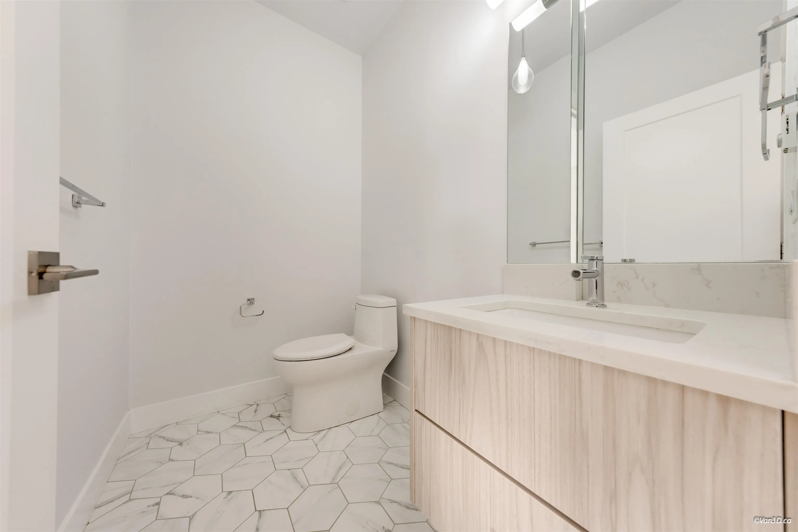 5377 8a Avenue #36