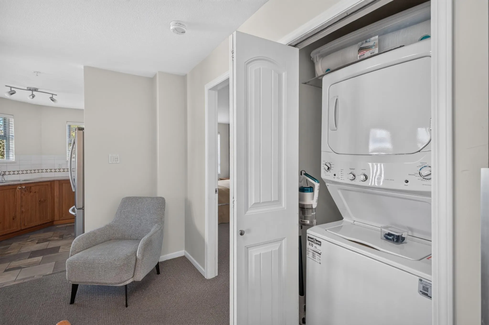 4314 Main Street #205