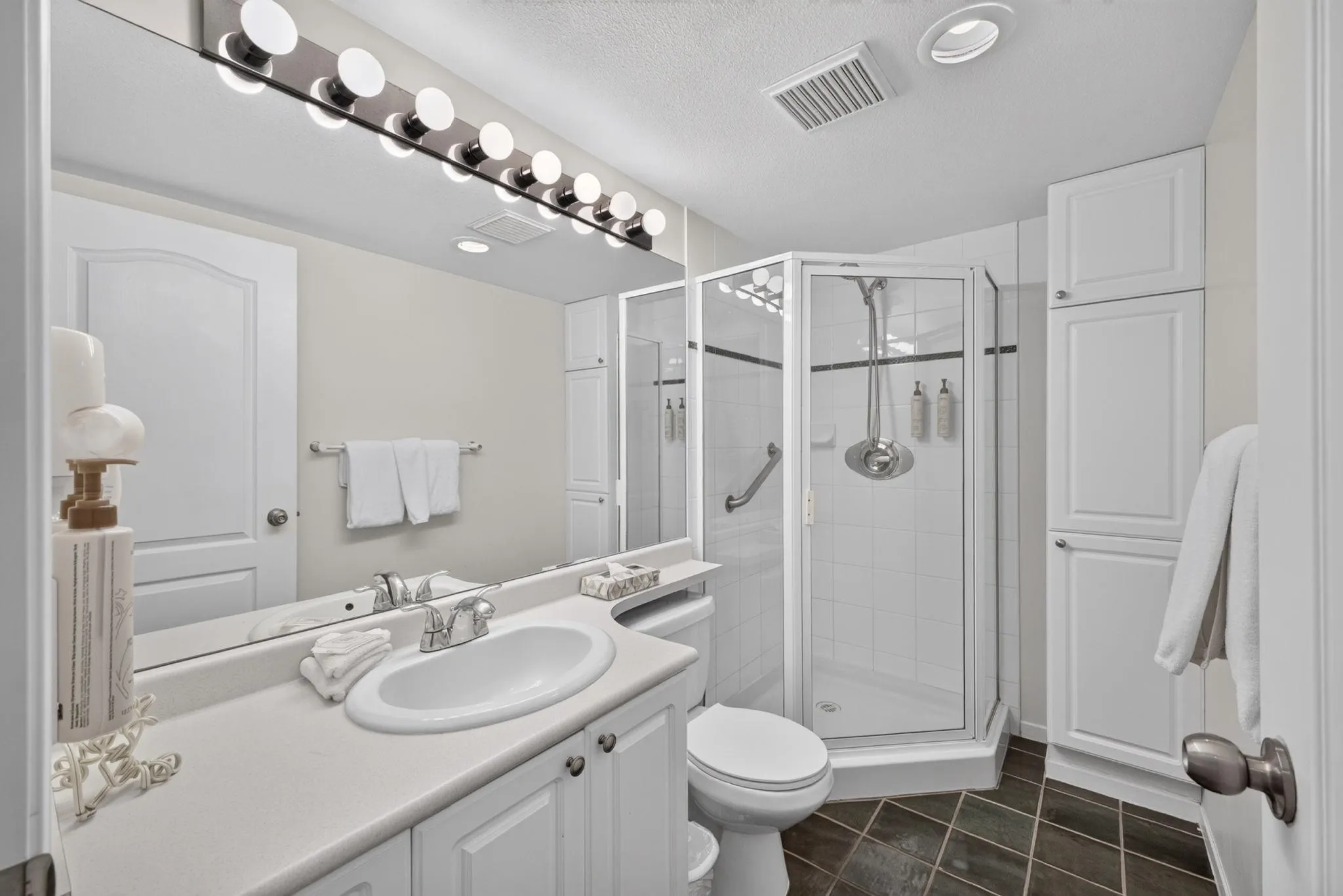 4314 Main Street #205