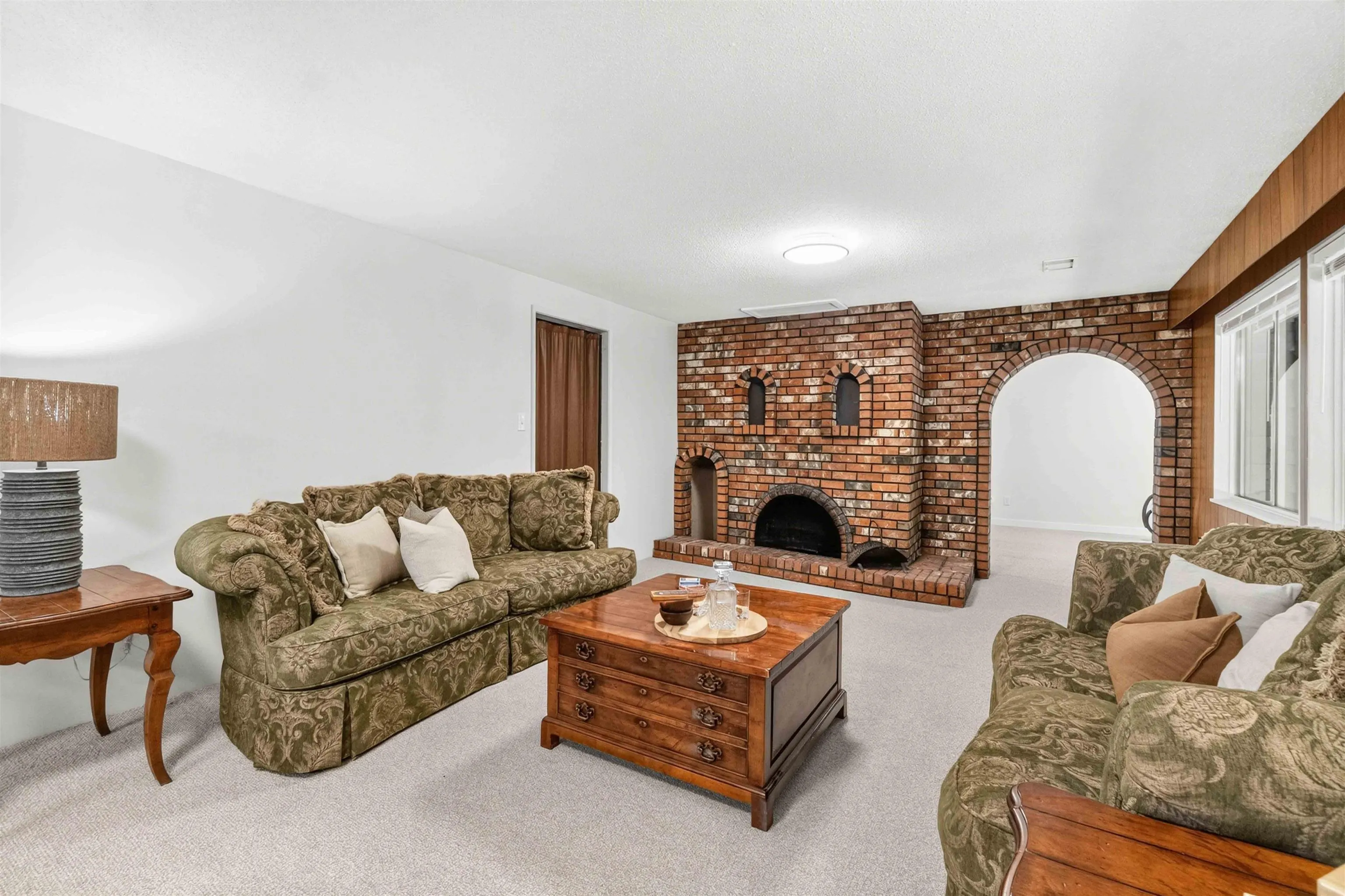 1168 Charland Avenue