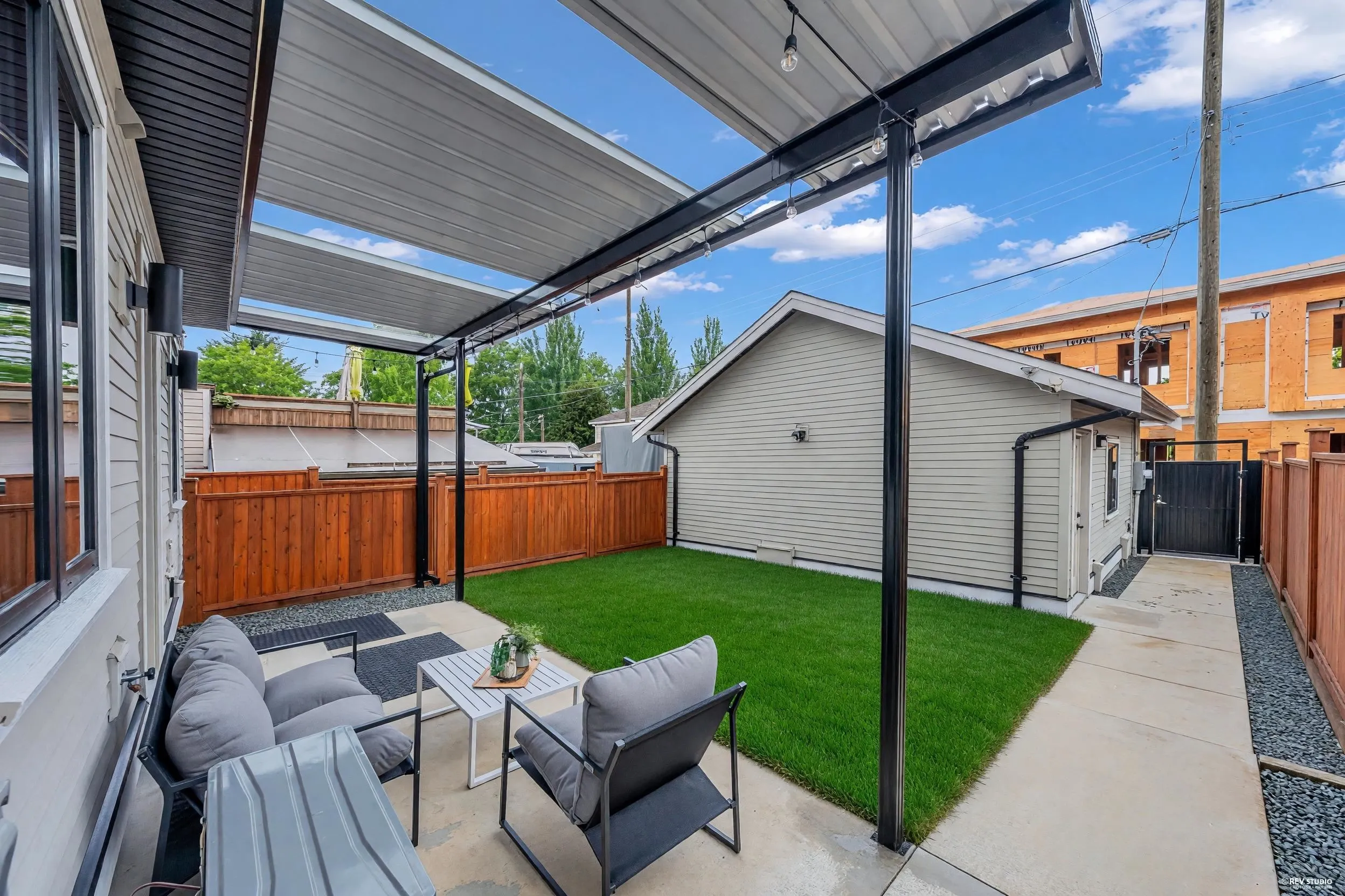 3627 E 45th Avenue #2