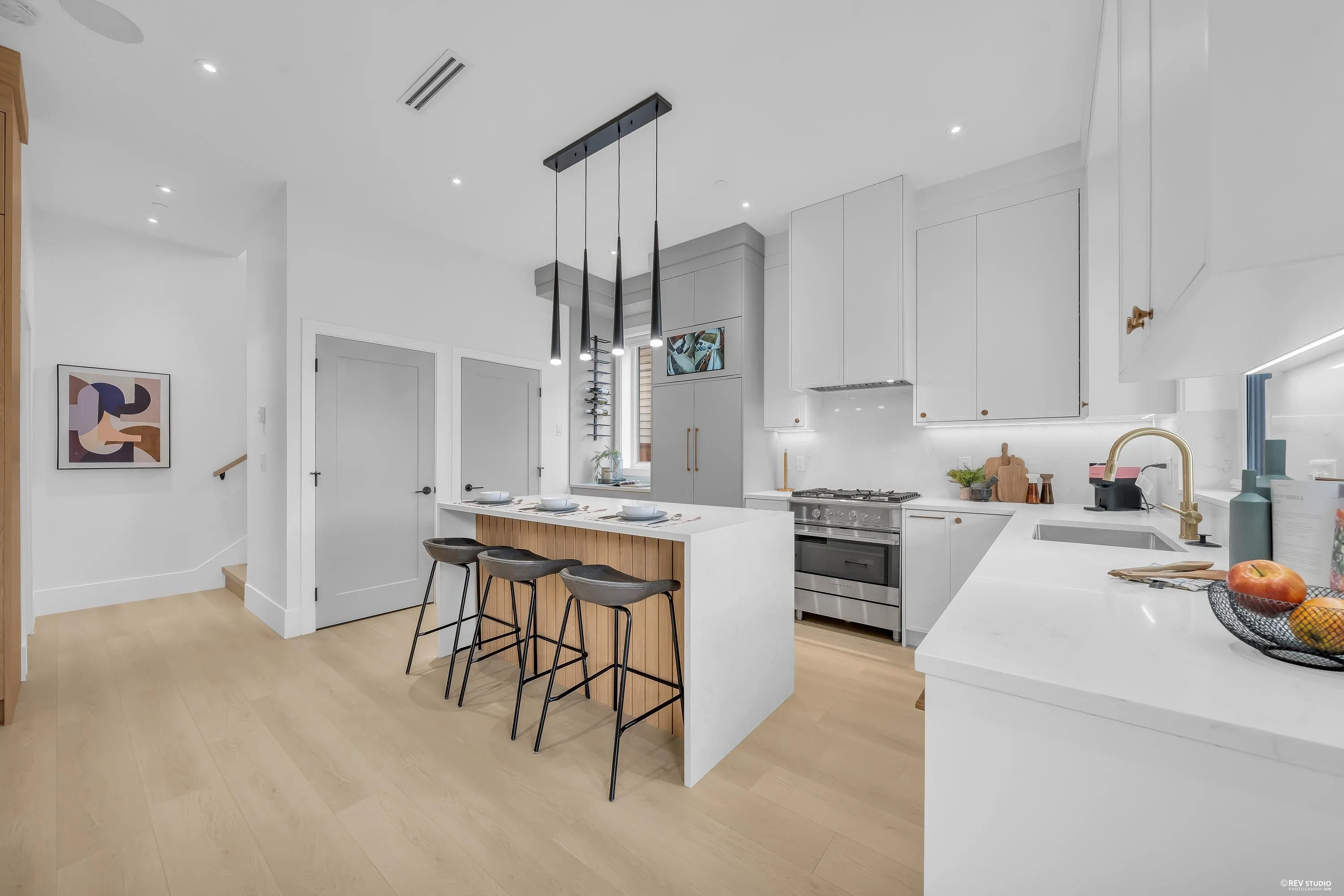 3627 E 45th Avenue #2