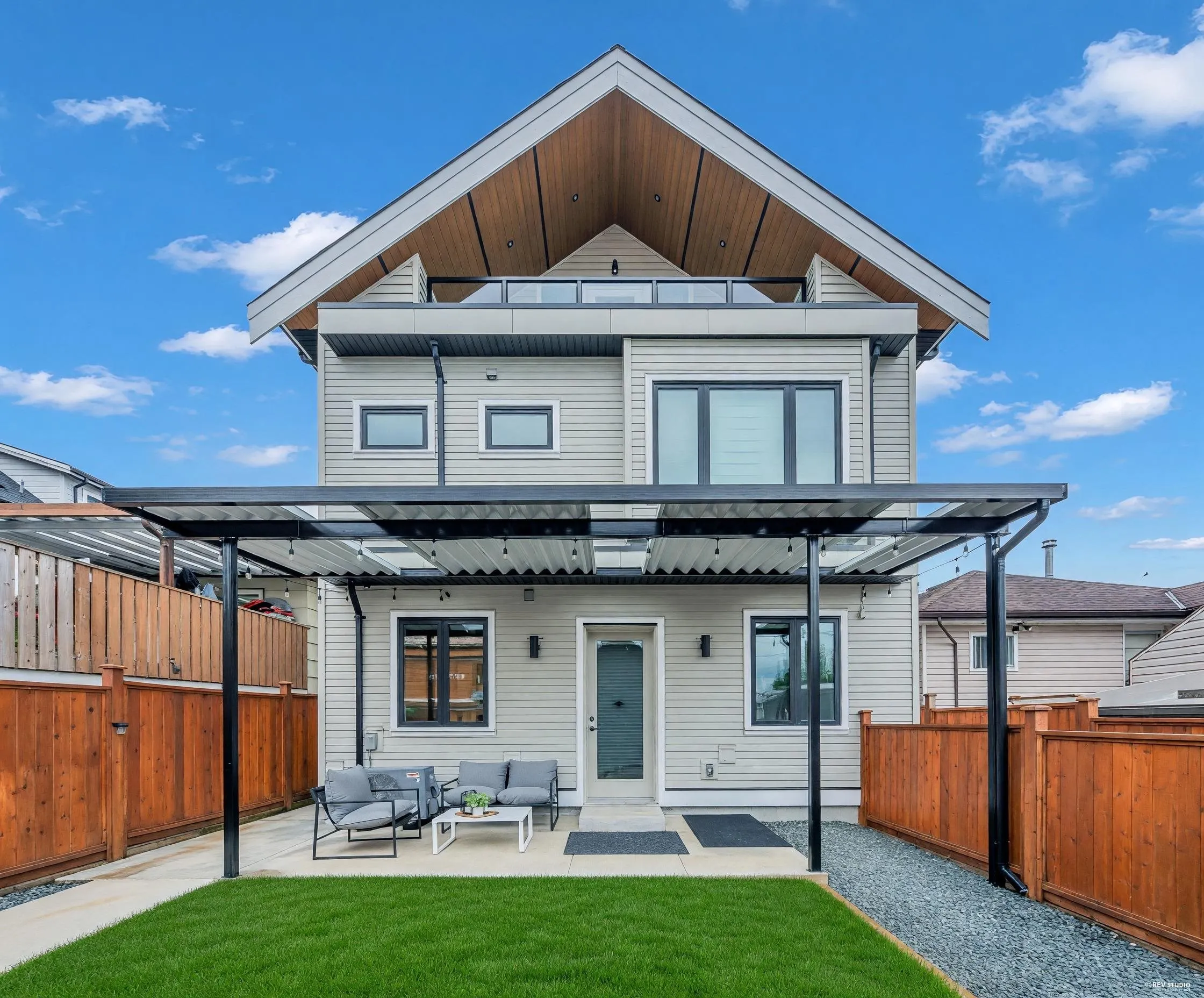3627 E 45th Avenue #2
