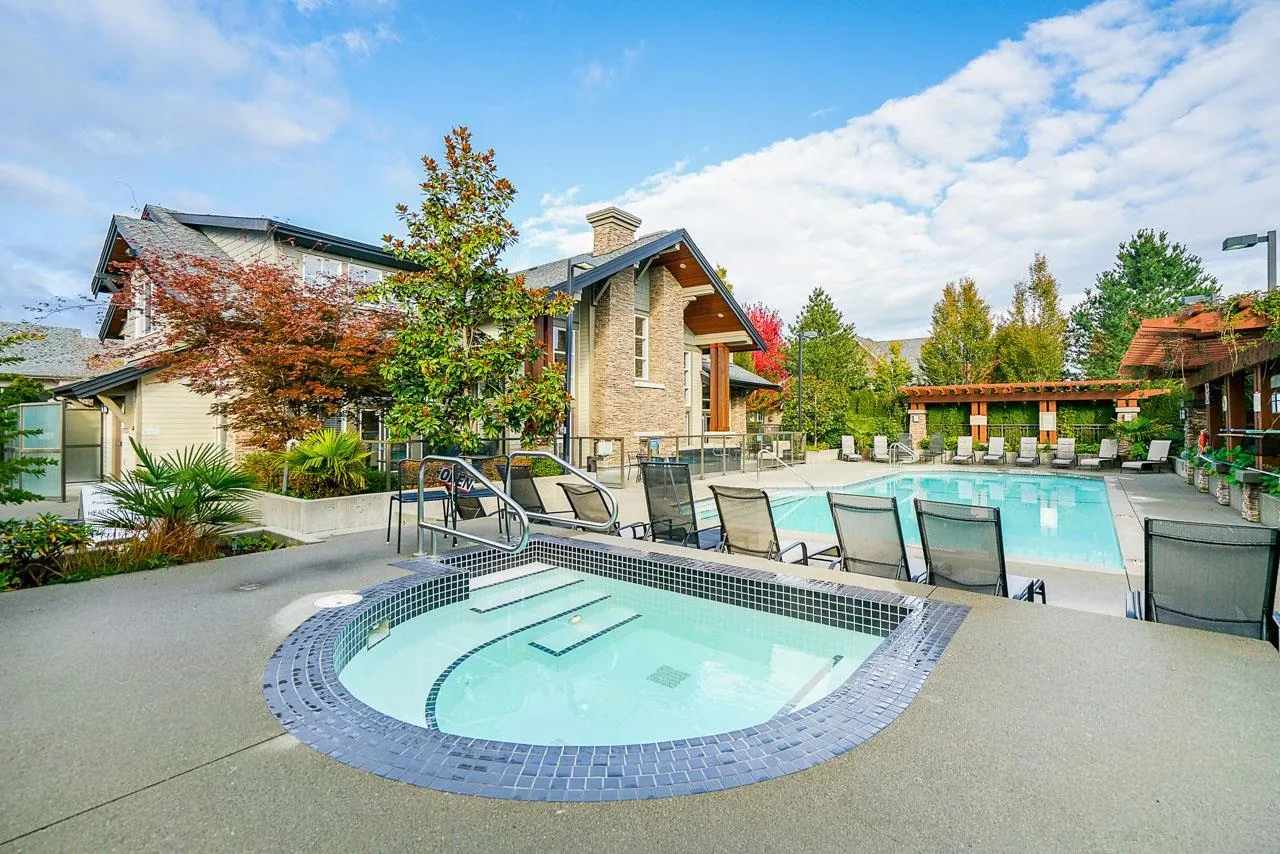 2501 161a Street #229
