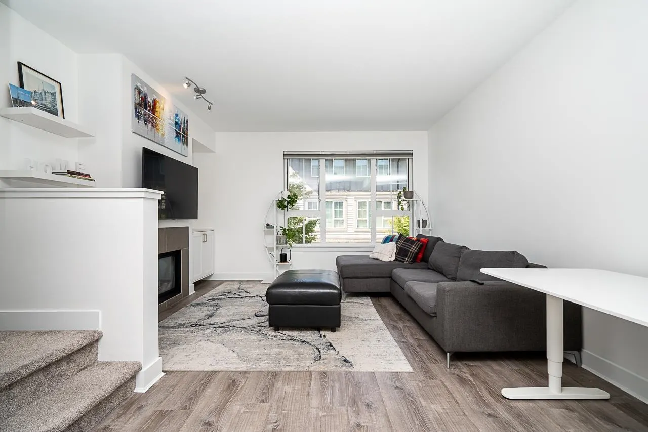 2501 161a Street #229