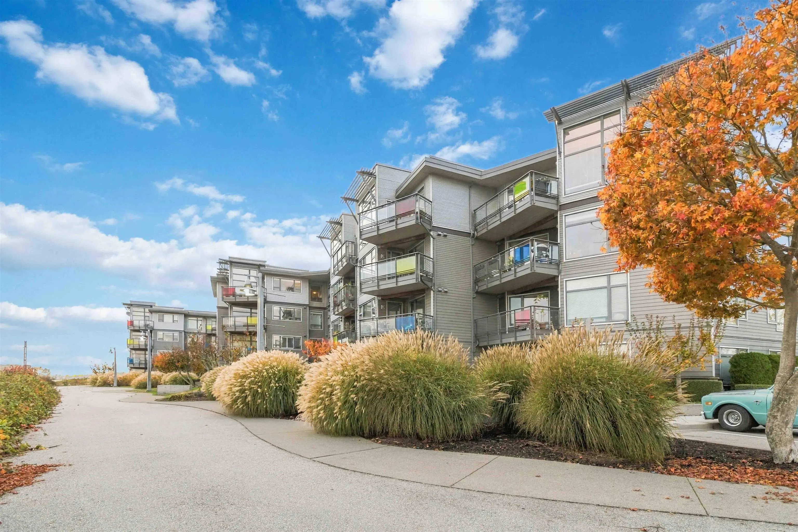 14300 Riverport Way #407
