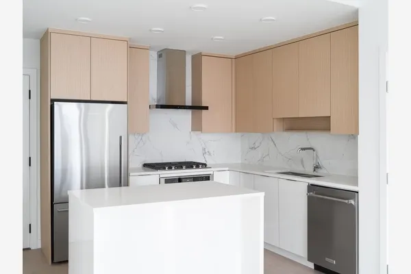 699 Whiting Way #2607