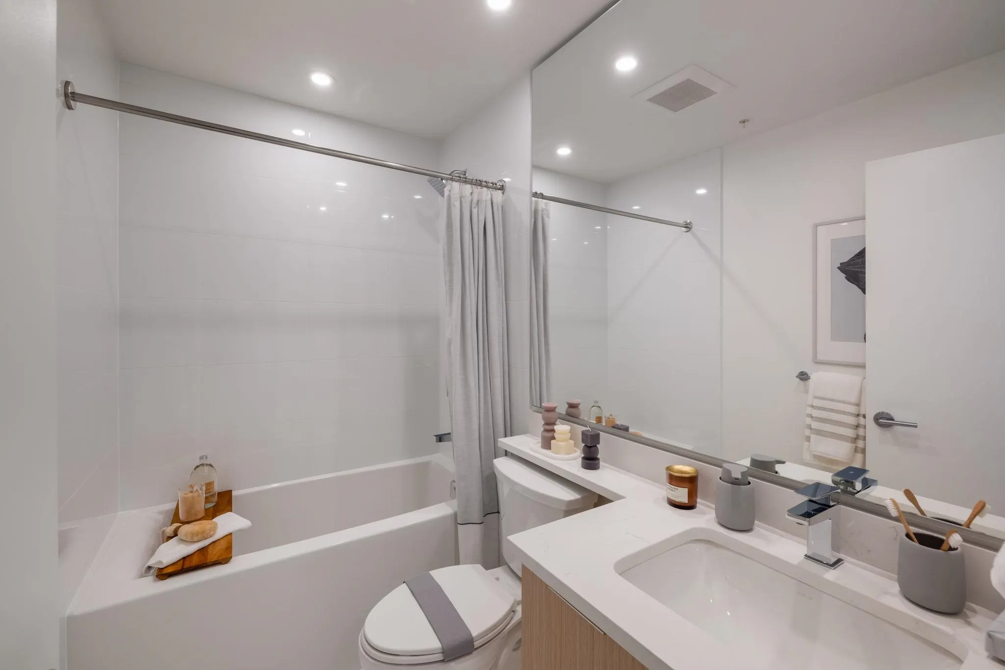 699 Whiting Way #1702