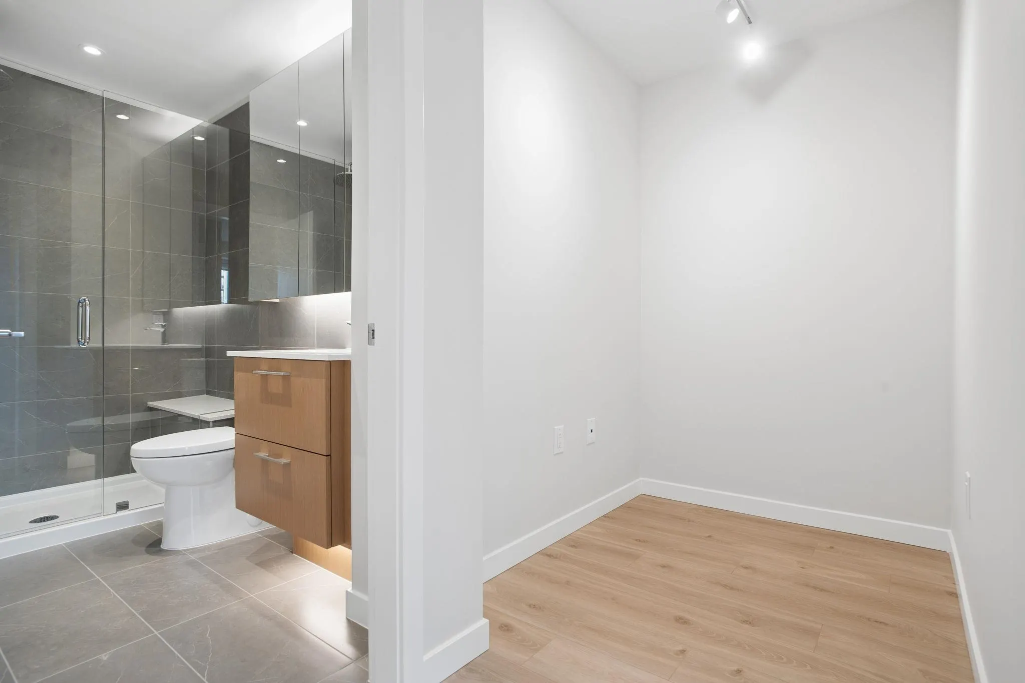 110 E 17th Street #301