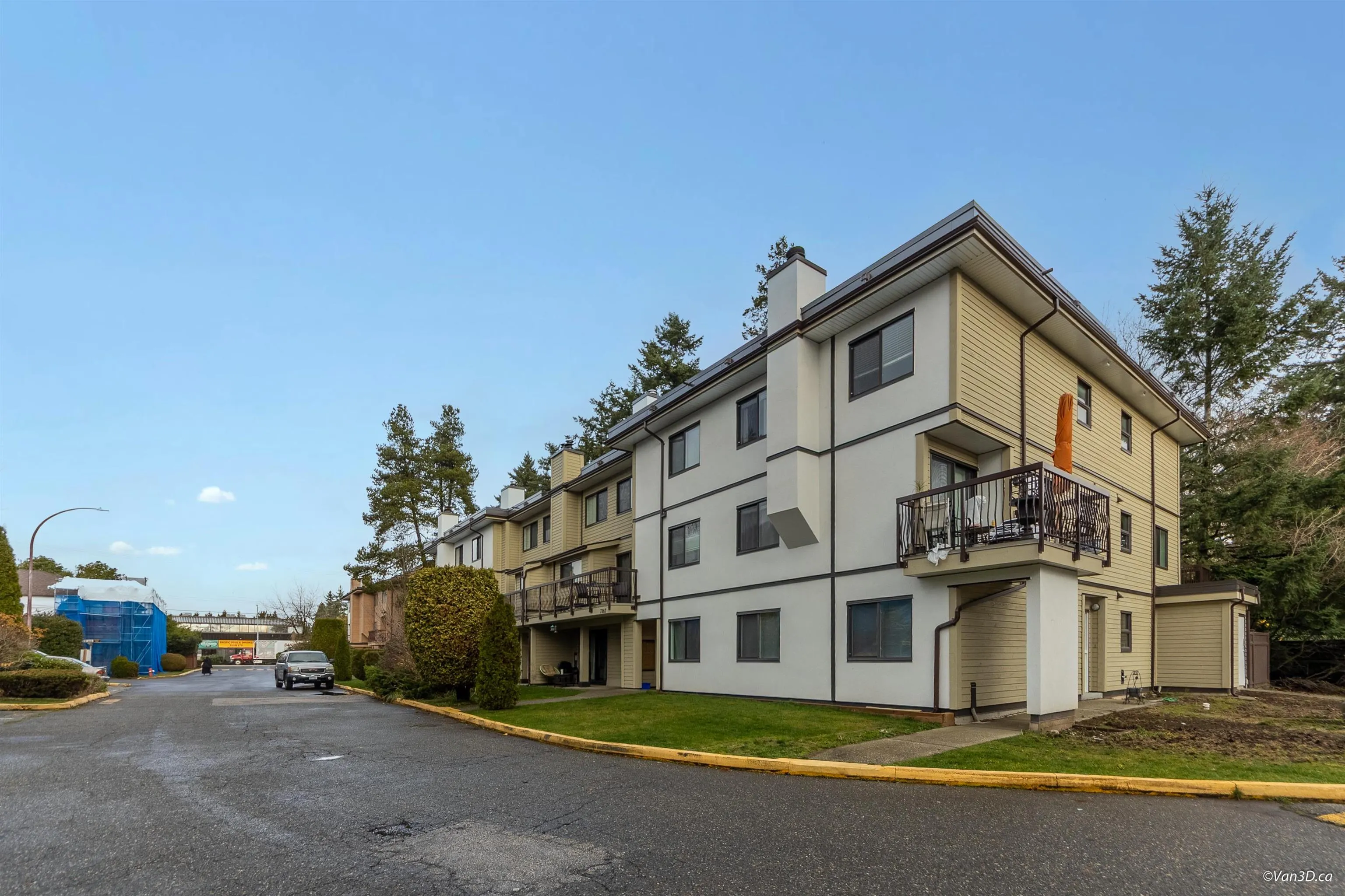 7162 133a Street #203