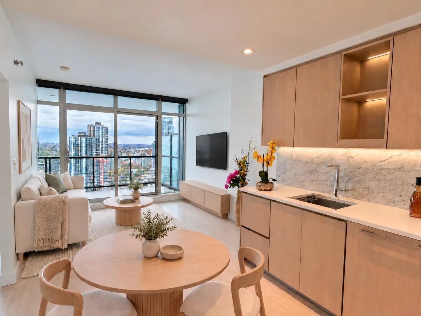 4720 N Lougheed Highway #3409