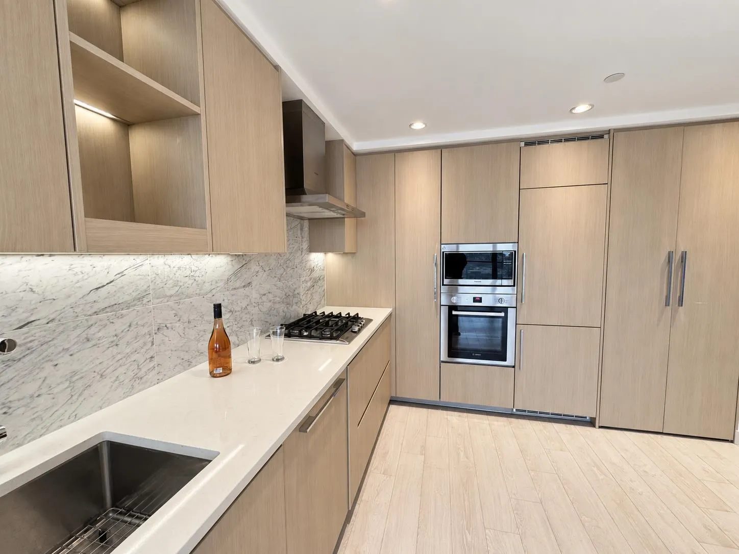 4720 N Lougheed Highway #3409