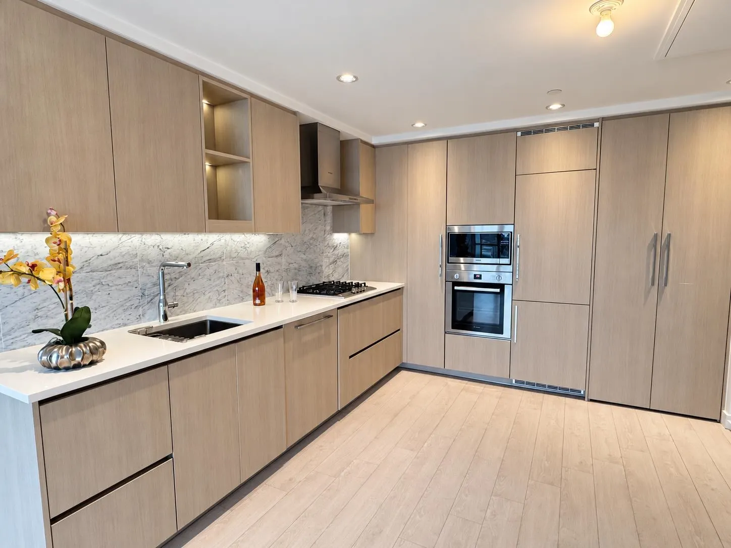 4720 N Lougheed Highway #3409