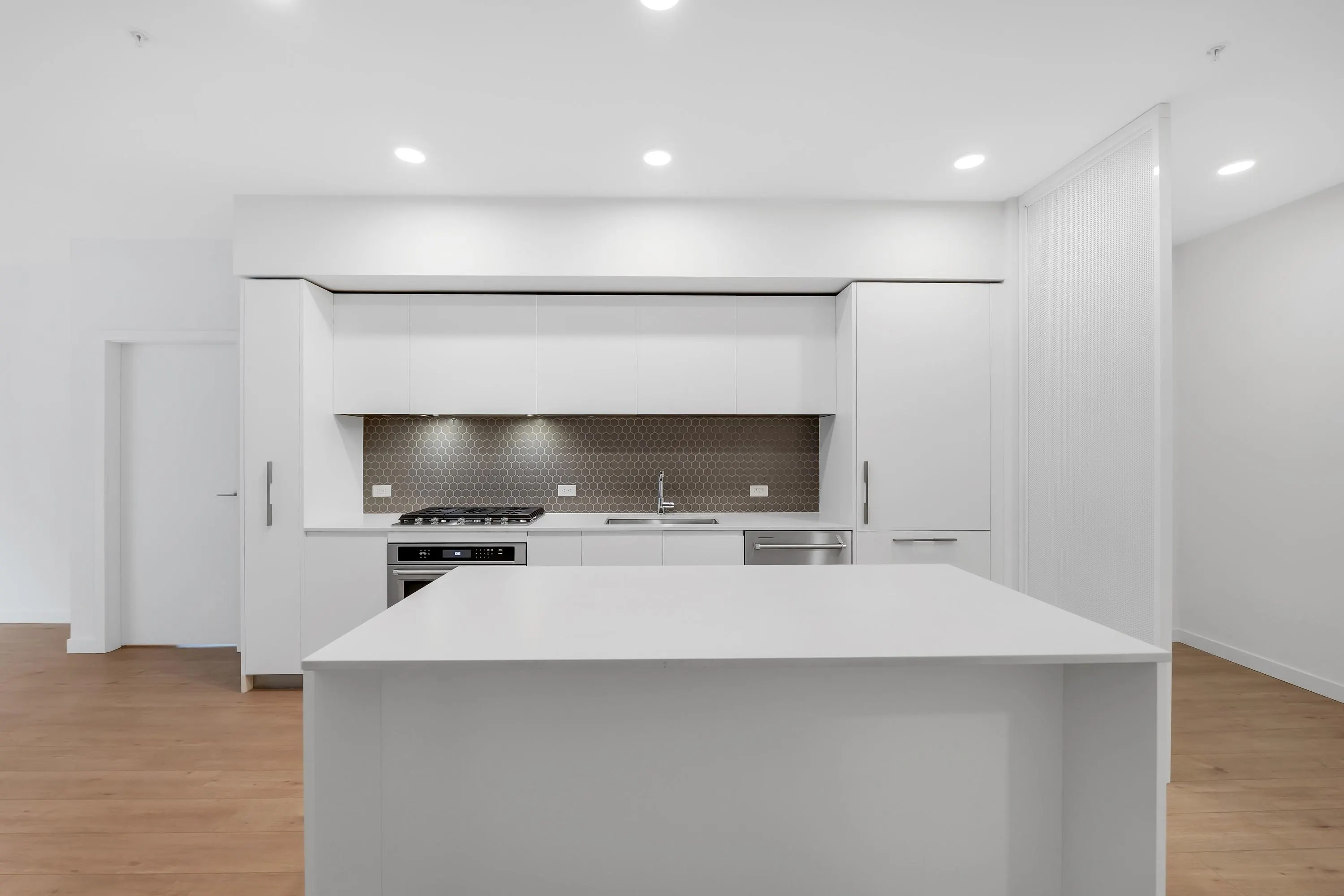 1506 Scott Crescent #214