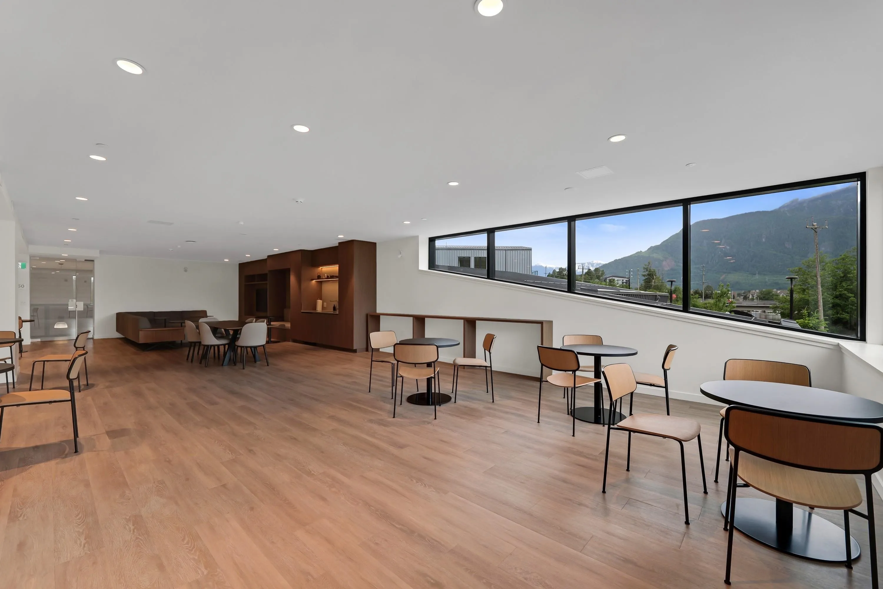 1506 Scott Crescent #214