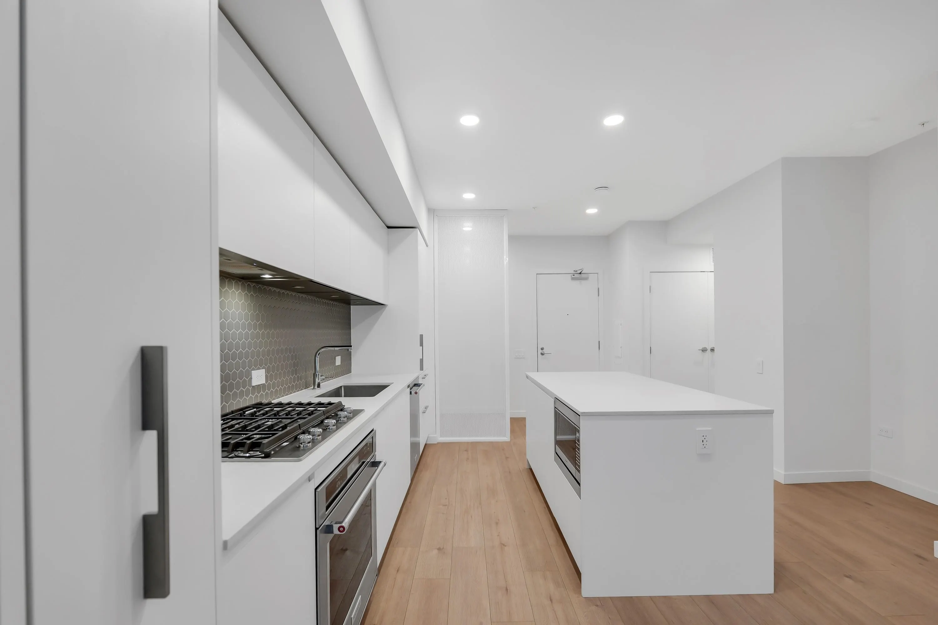 1506 Scott Crescent #214