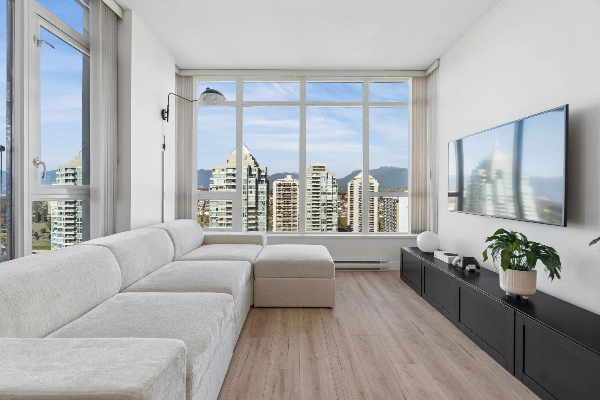 2077 Rosser Avenue #2305