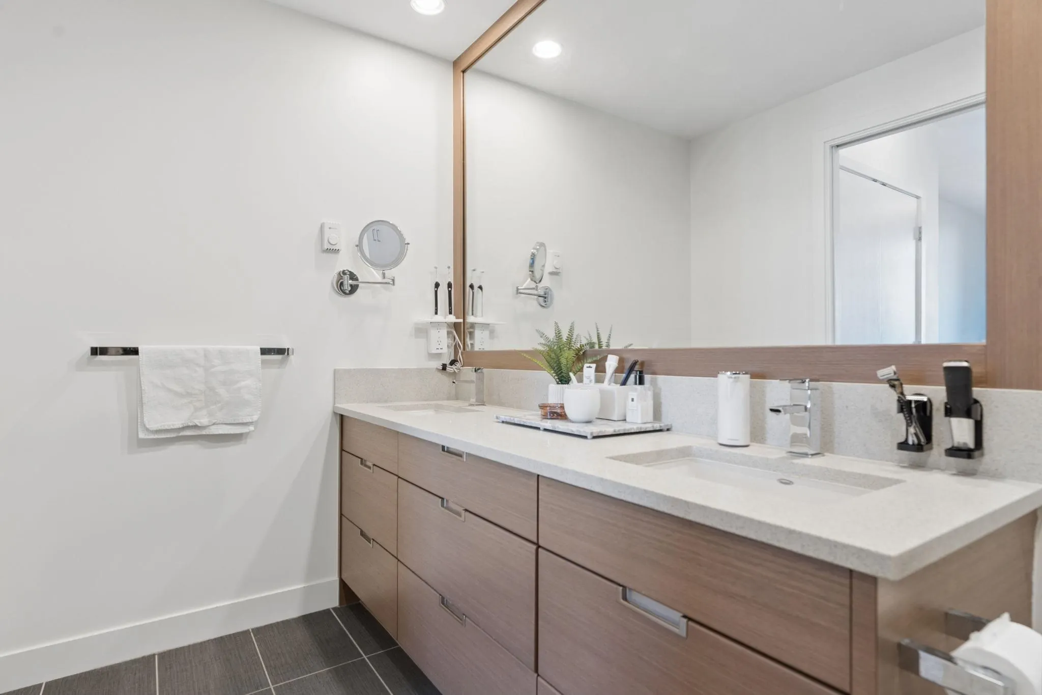 2077 Rosser Avenue #2305